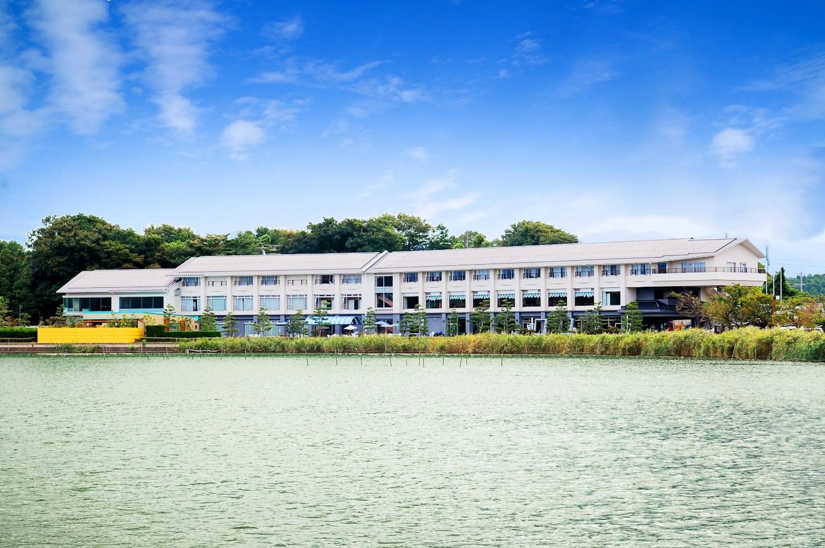Facade/entrance in Awara Kitagata Onsen Kohanso Hana Yurari