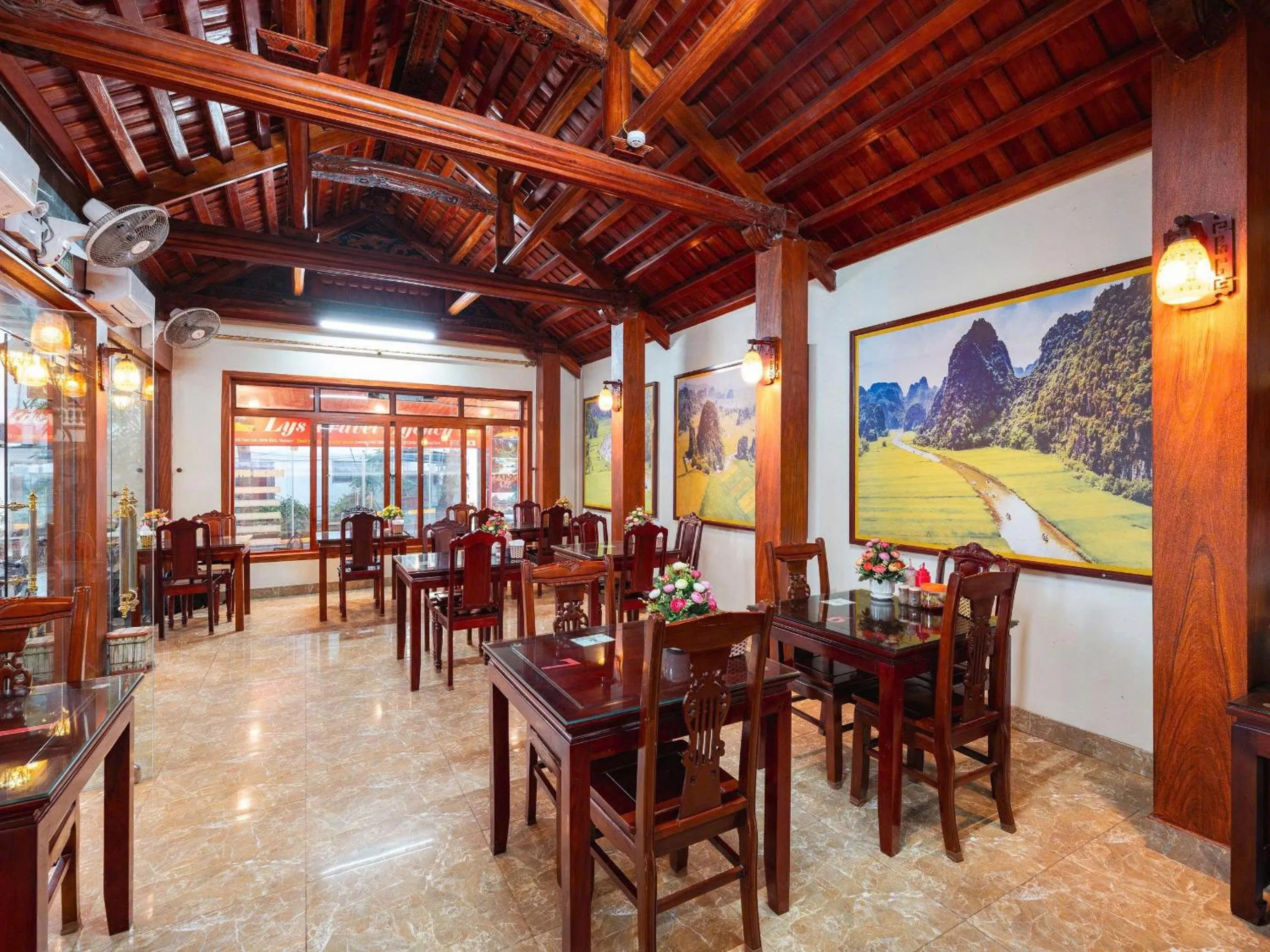 Seating area in Lys Homestay