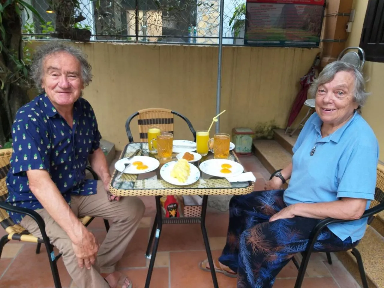 group of guests in Lys Homestay