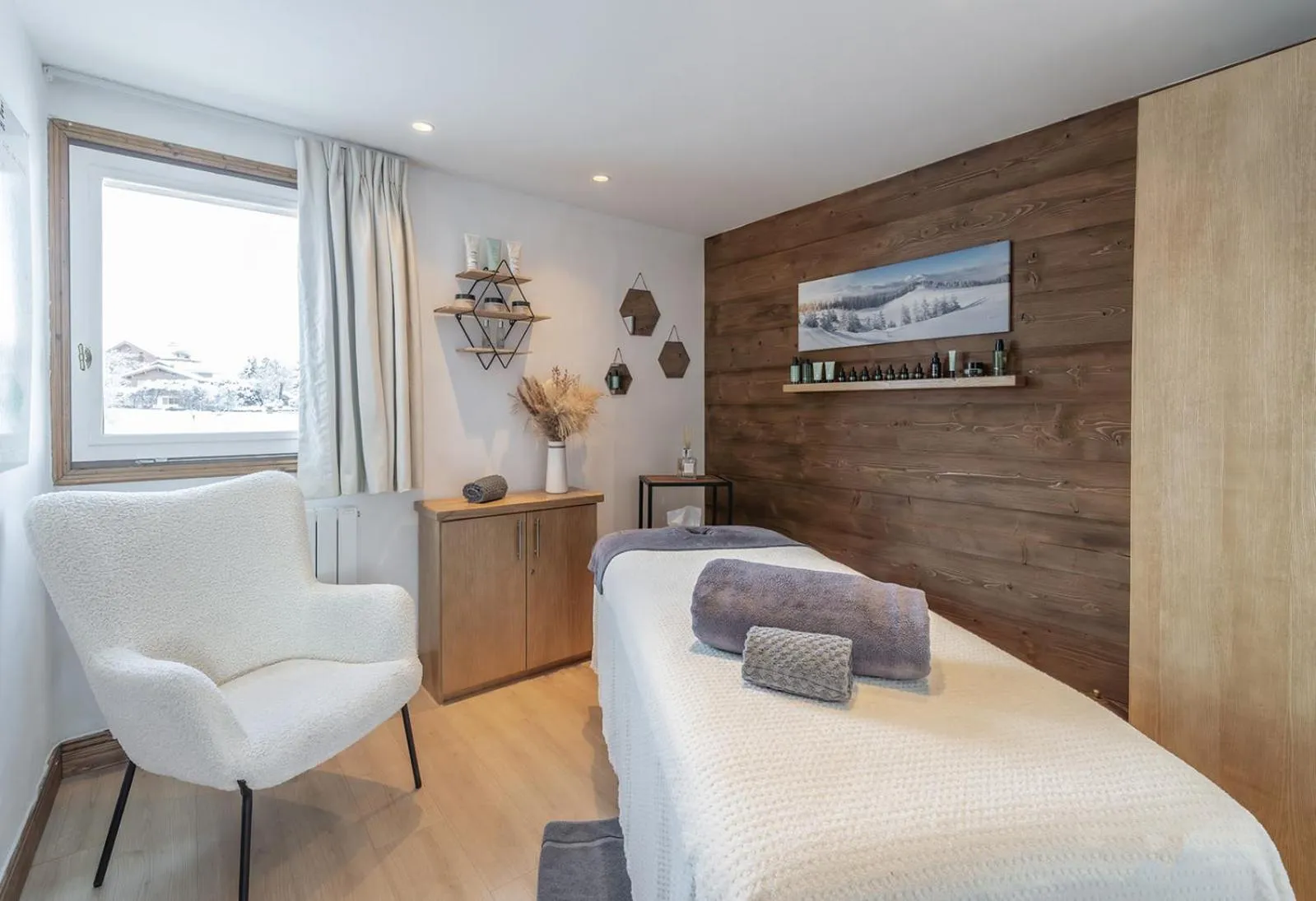 Bed in Hôtel Les Peupliers