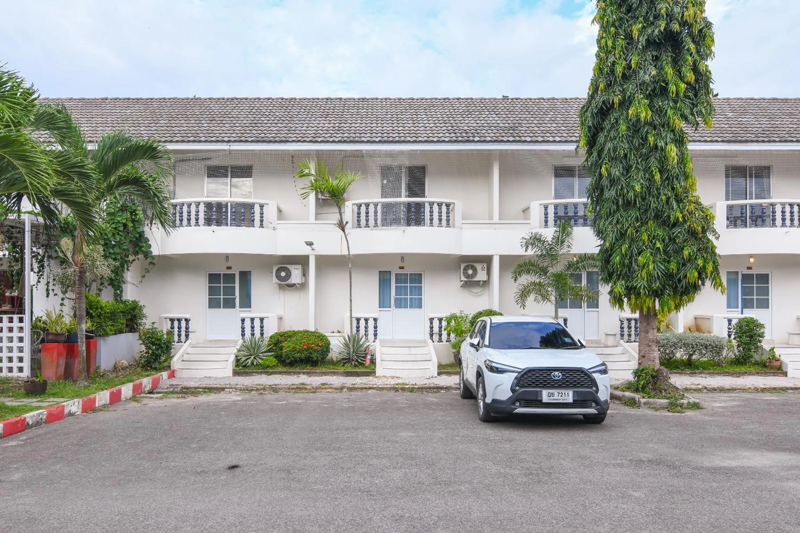 Property building in Bangsaphan Resort