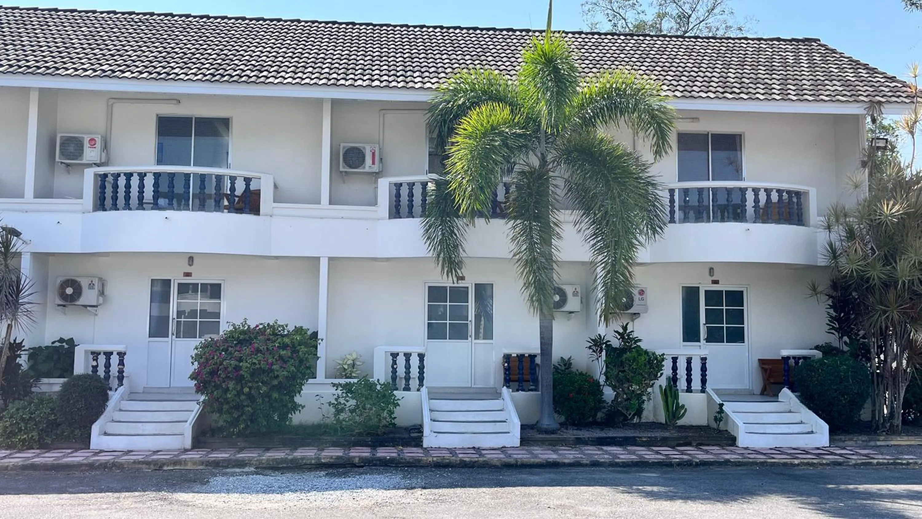 Property building in Bangsaphan Resort