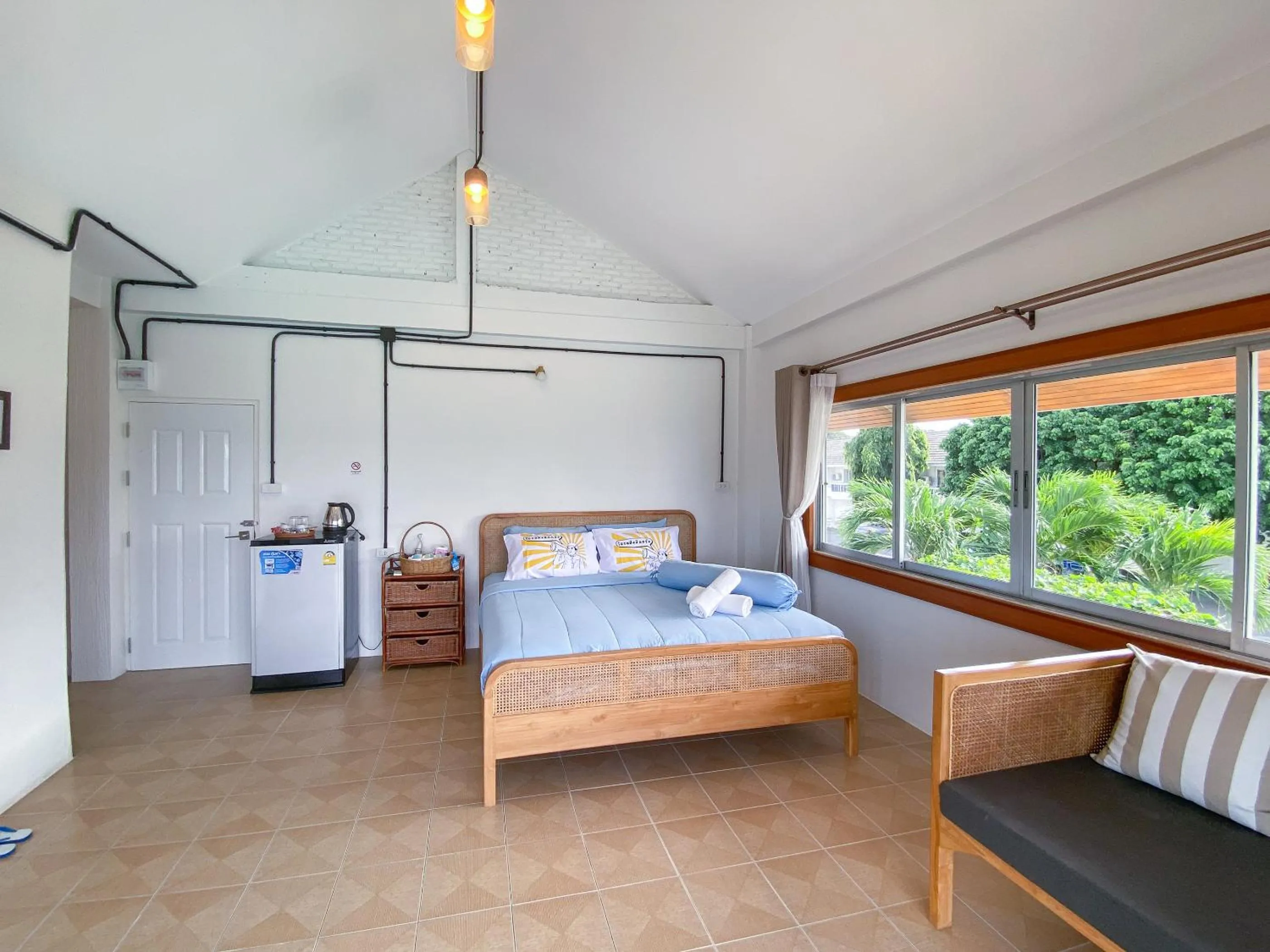 Bed in Bangsaphan Resort