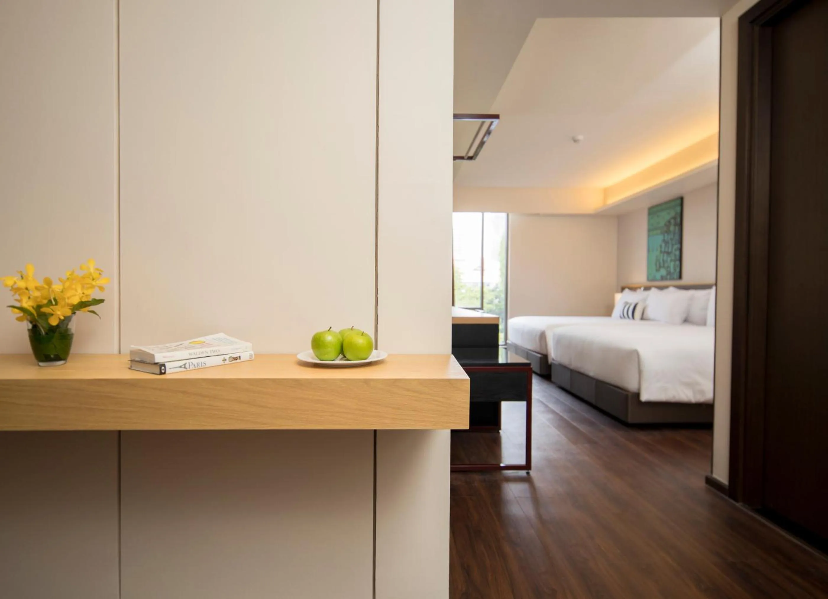 Photo of the whole room, Bed in Travelodge Sukhumvit 11