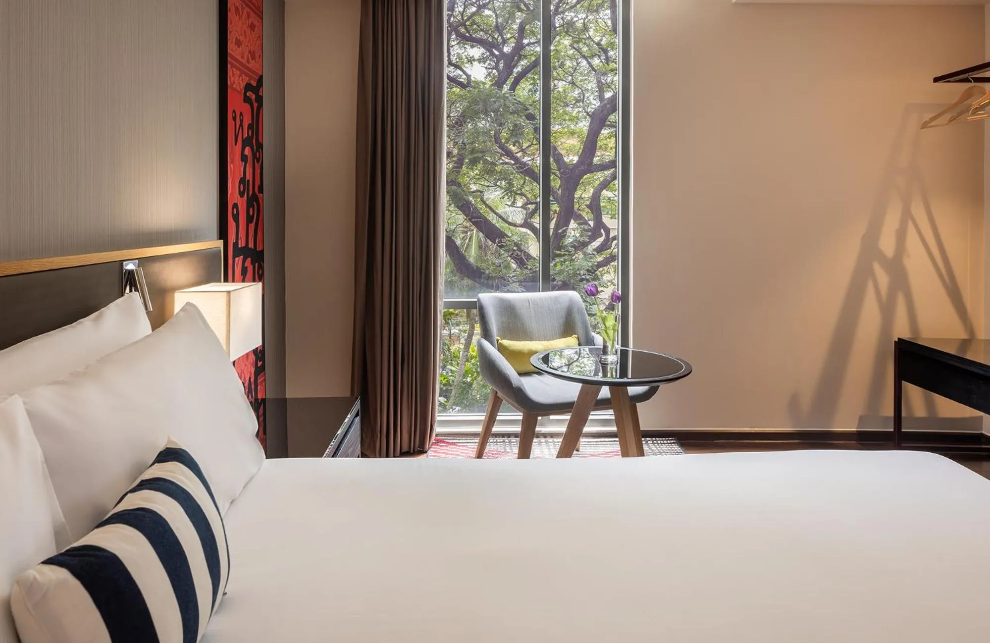 Bedroom, Bed in Travelodge Sukhumvit 11