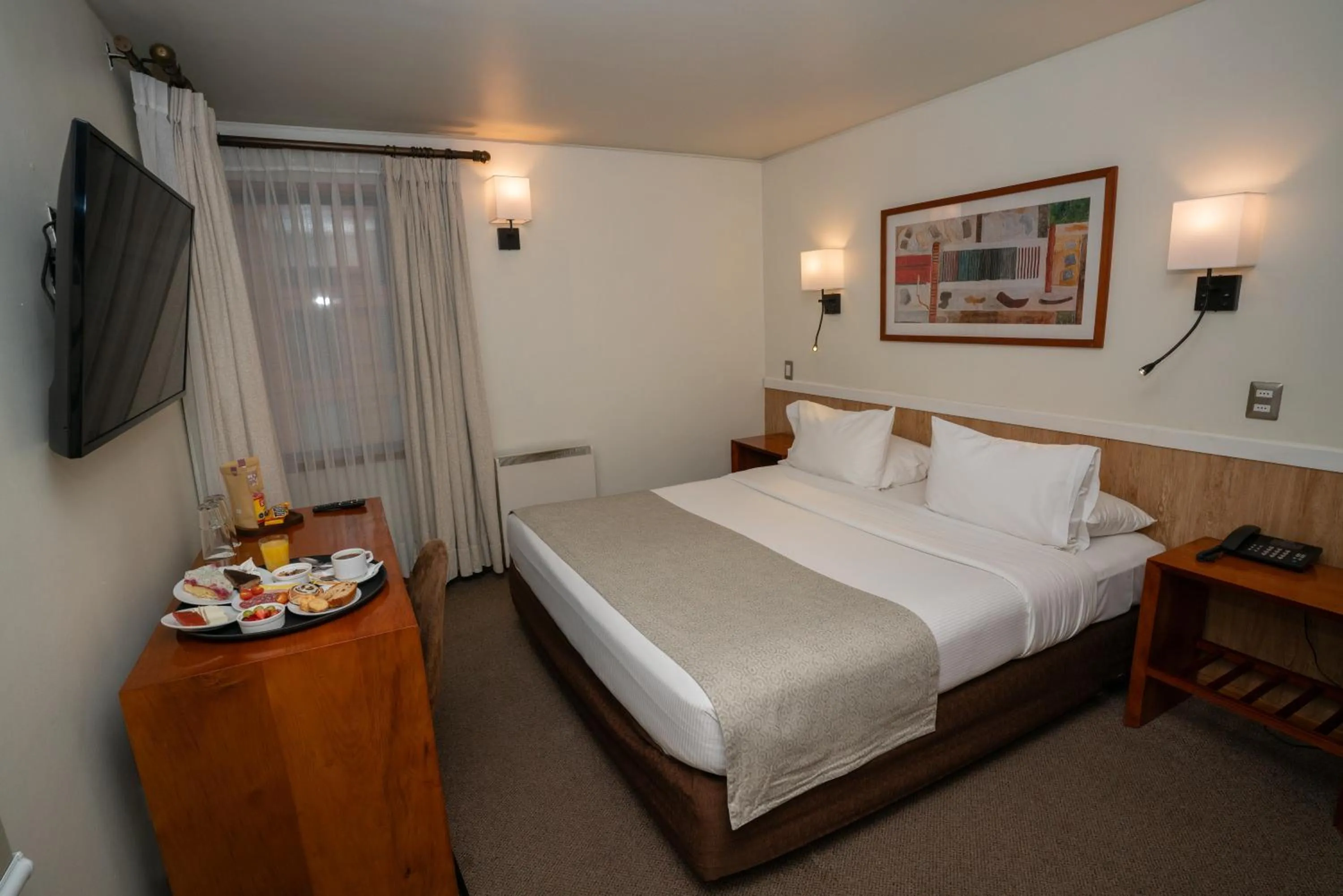 Restaurant/places to eat, Bed in Hotel Don Luis Puerto Montt