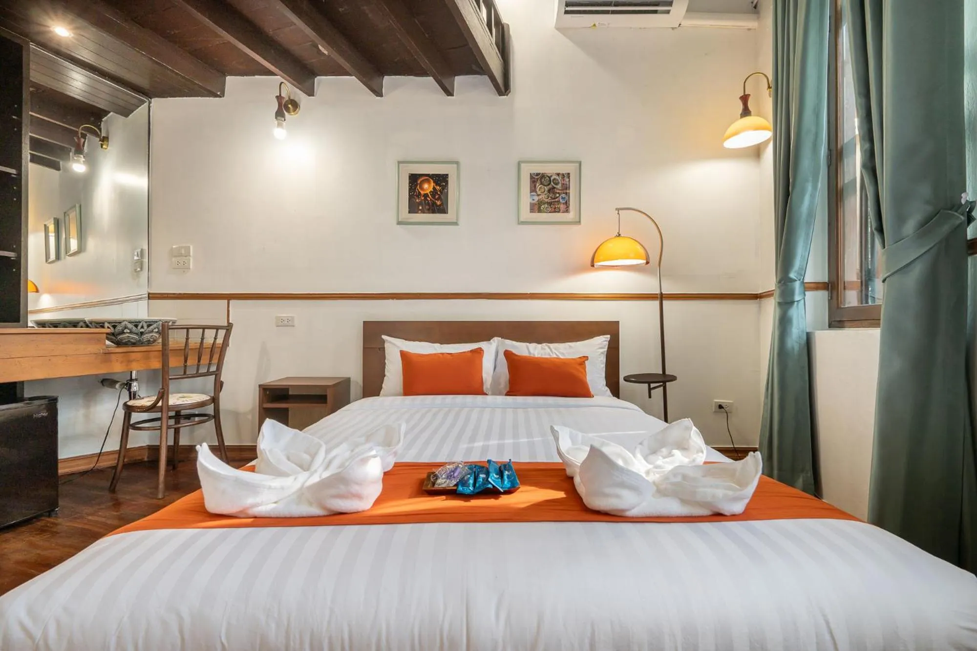 Bed in Arun Sa Wad 103 NaNa