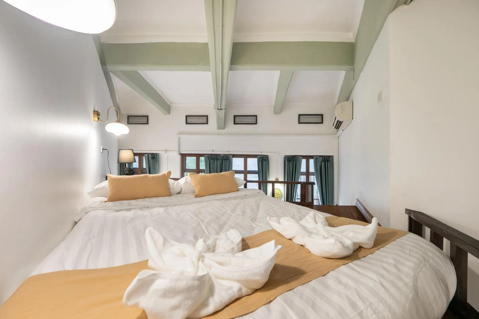 Bed in Arun Sa Wad 103 NaNa