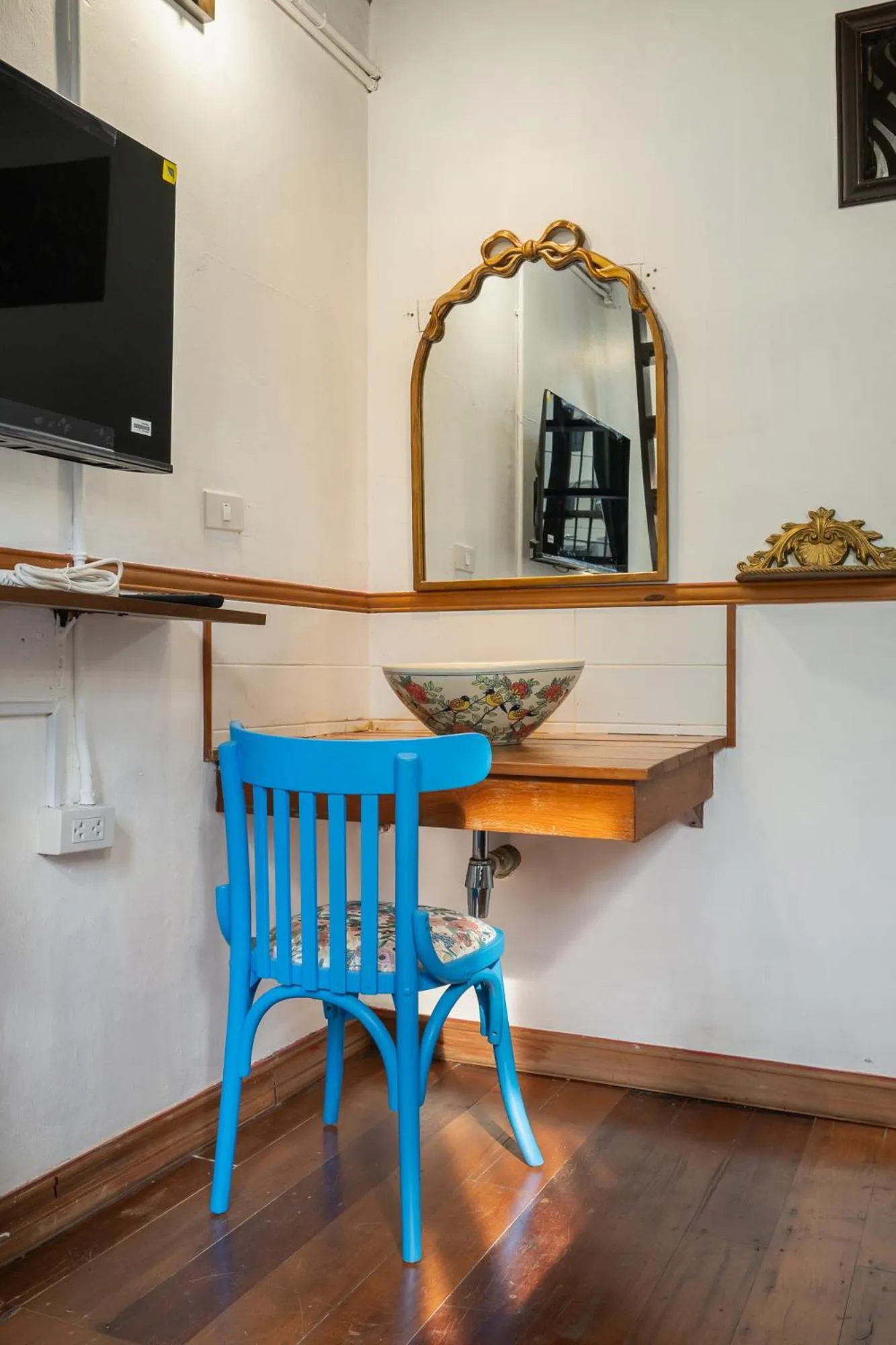 TV and multimedia in Arun Sa Wad 103 NaNa