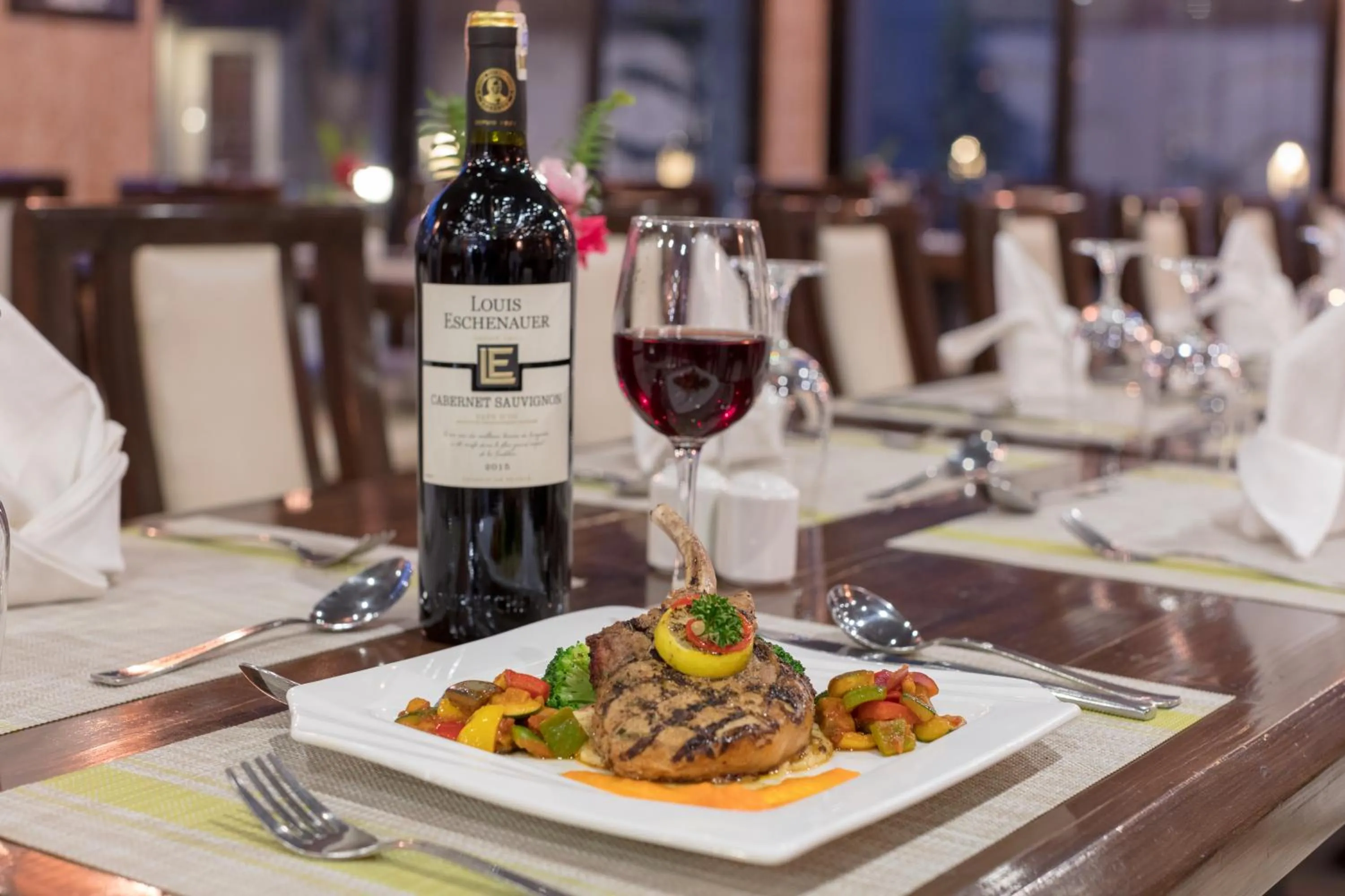 Restaurant/places to eat in Hotel Mudita