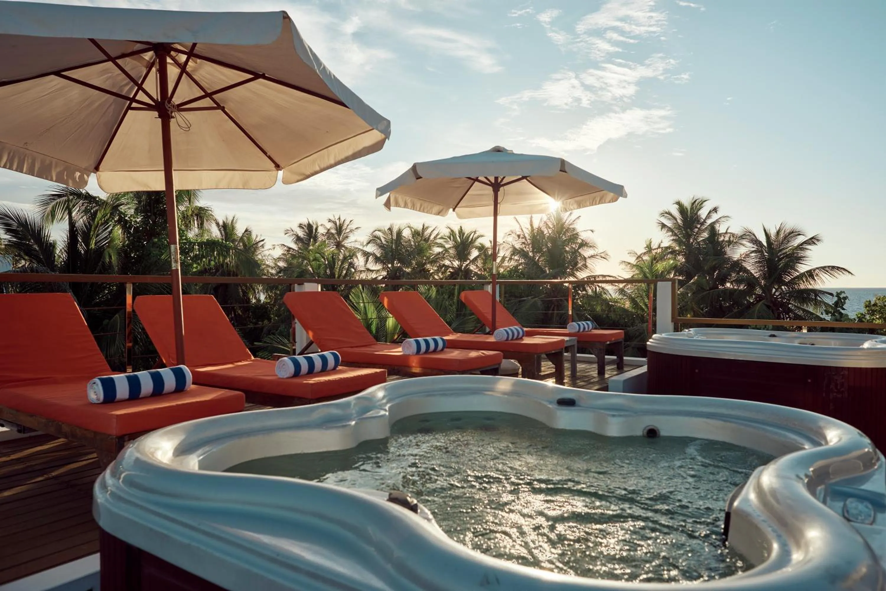 Hot Tub in Bliss Dhigurah