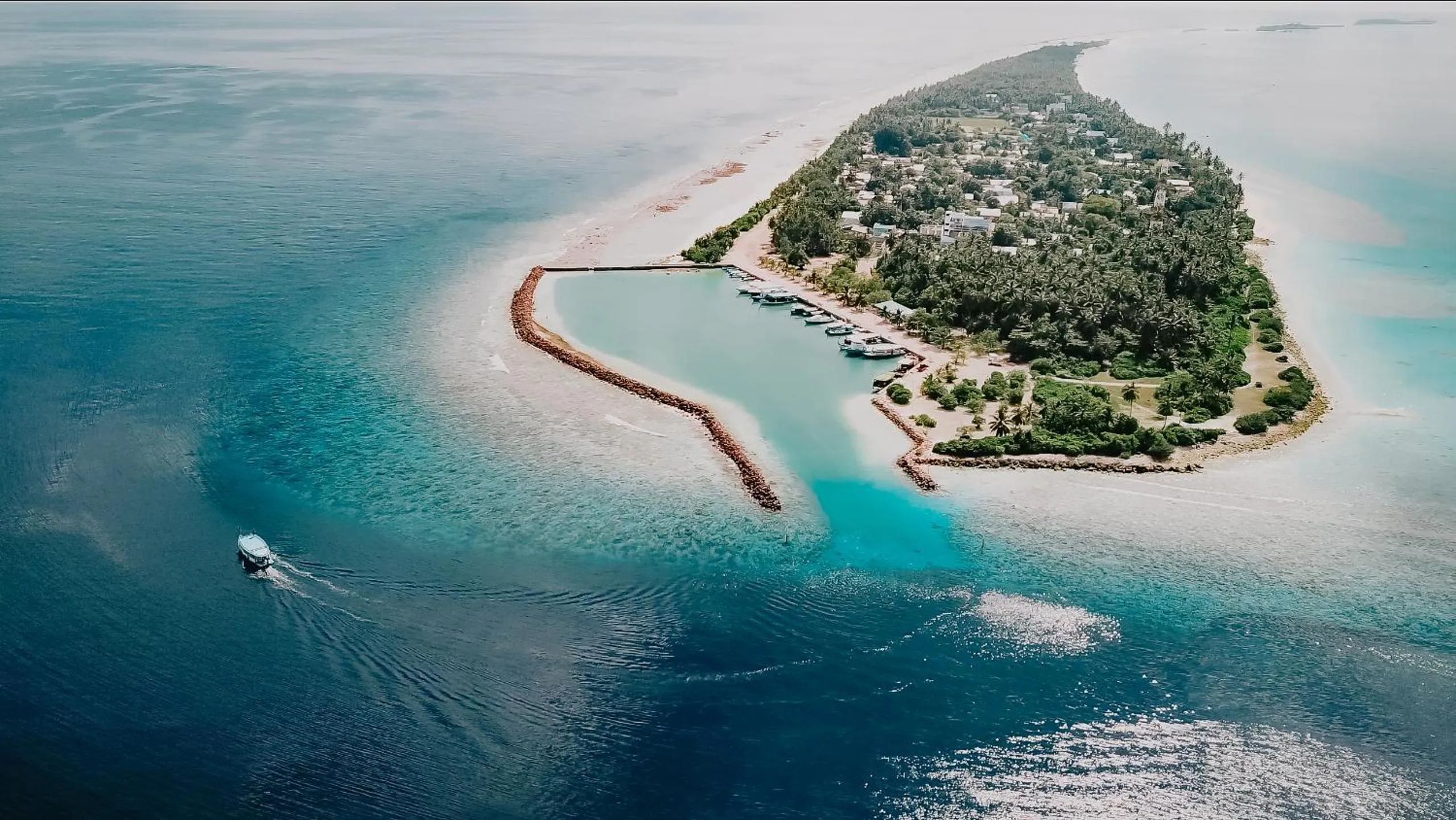 Bird's eye view in Bliss Dhigurah