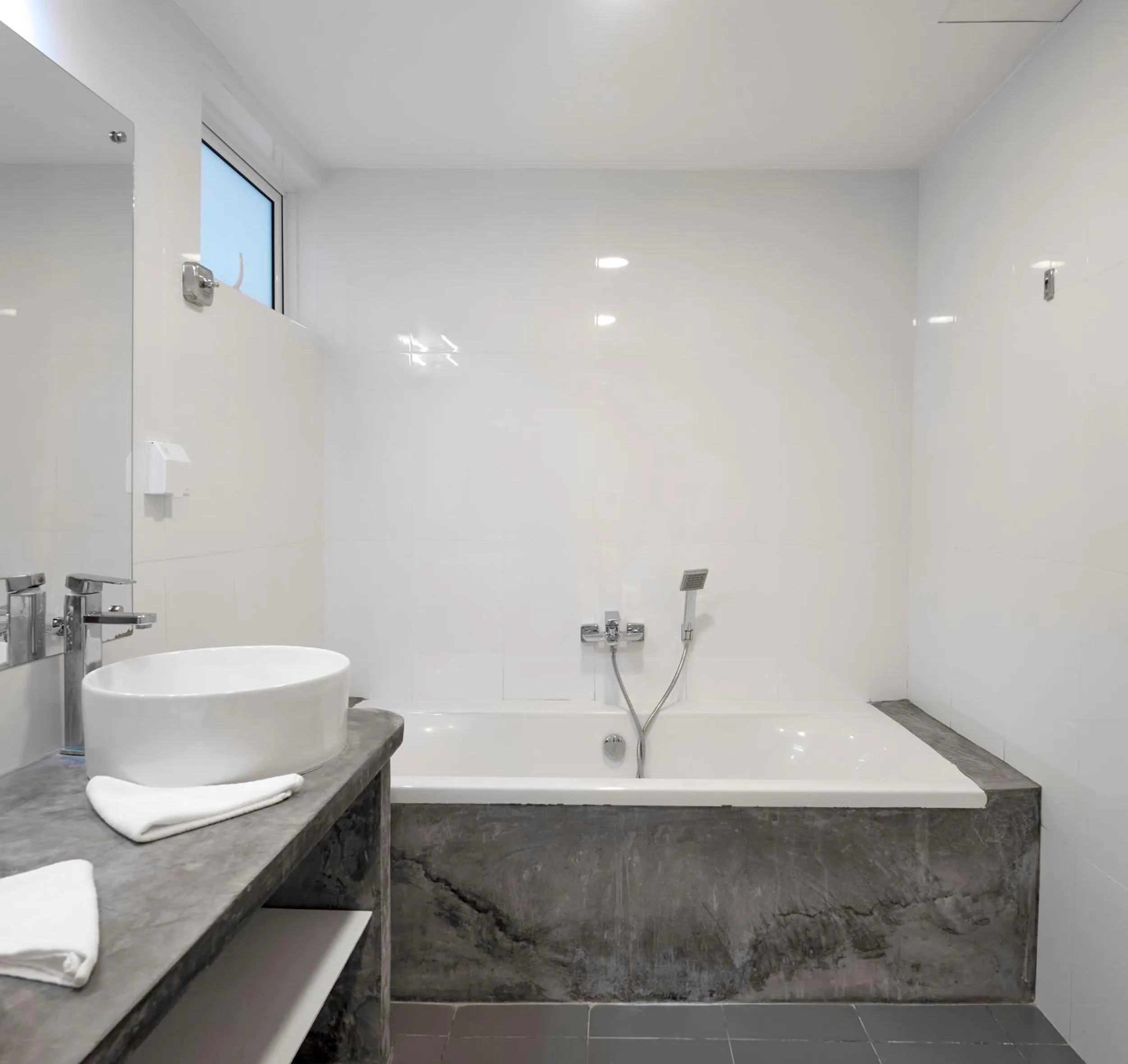 Bathroom in Bliss Dhigurah