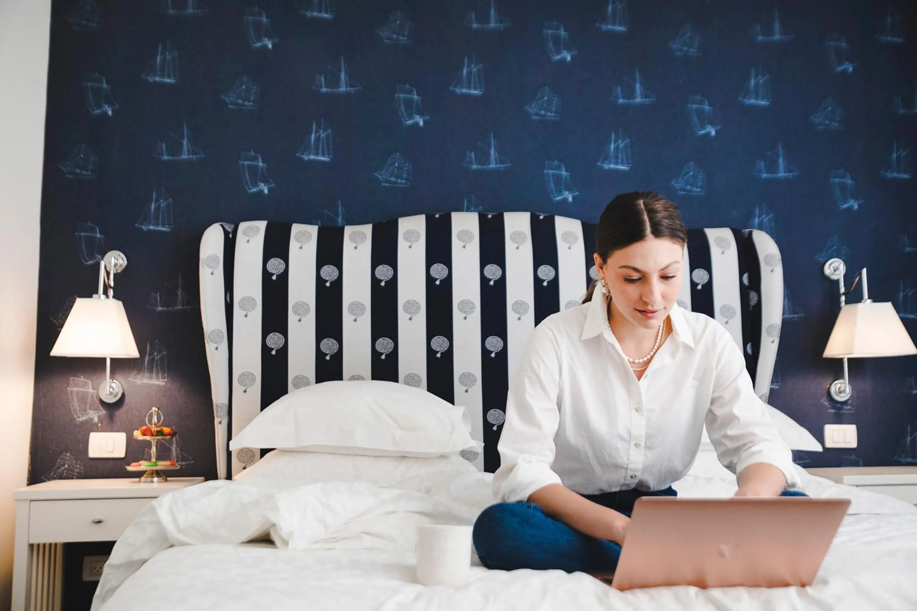 People, Bed in Shalom Hotel & Relax - an Atlas Boutique Hotel