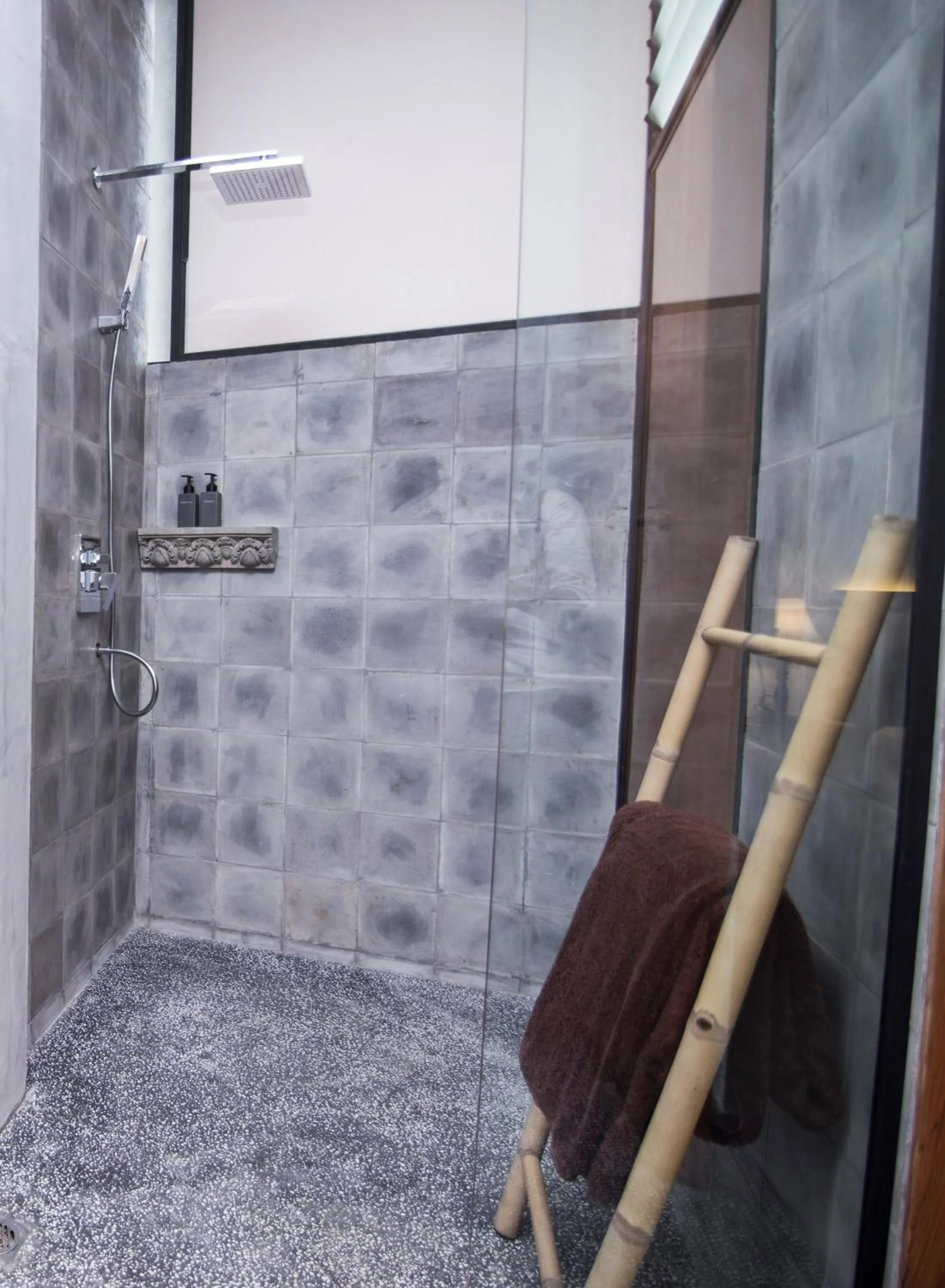 Shower in Sarina Boutique Hotel