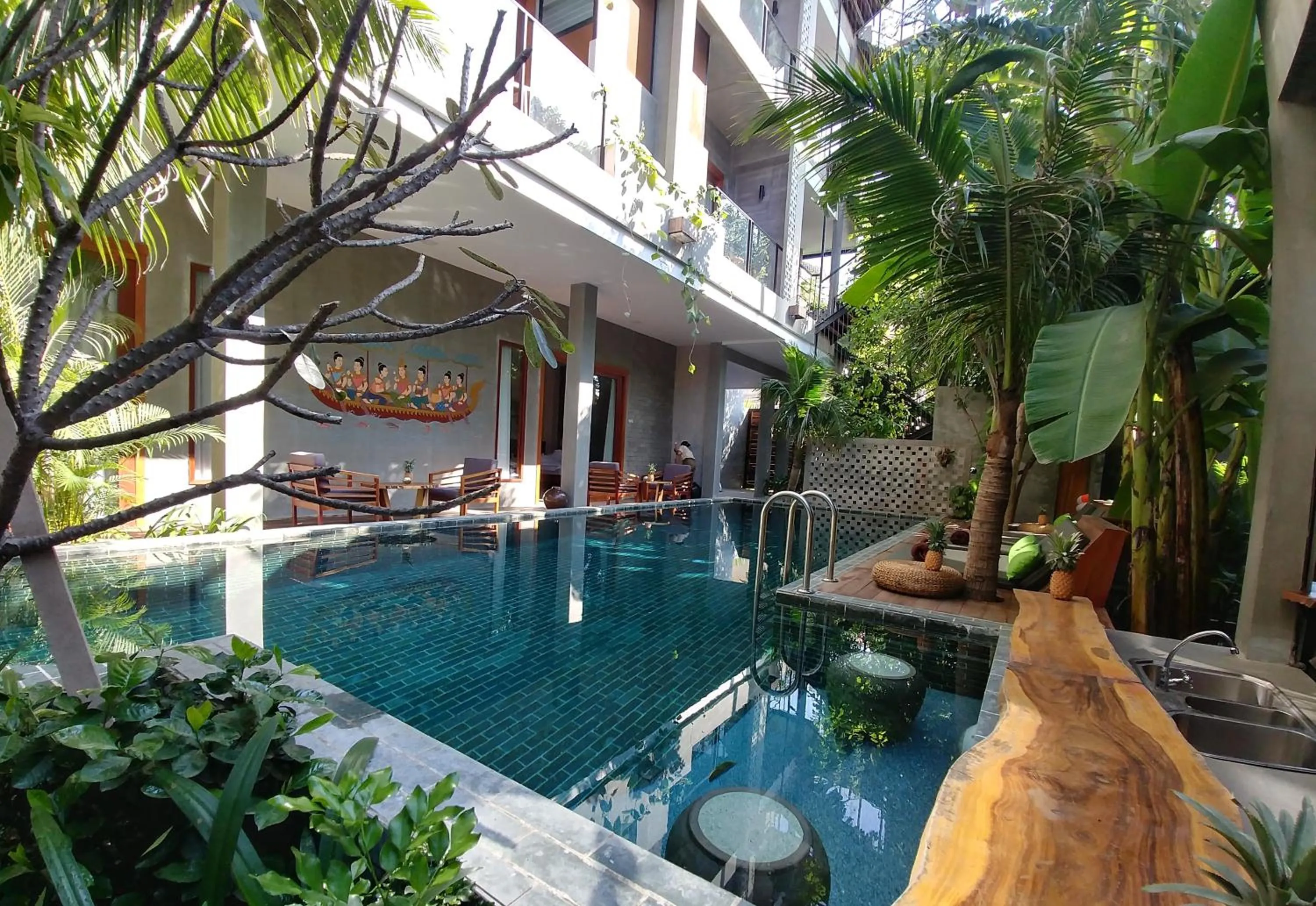 Swimming pool in Sarina Boutique Hotel