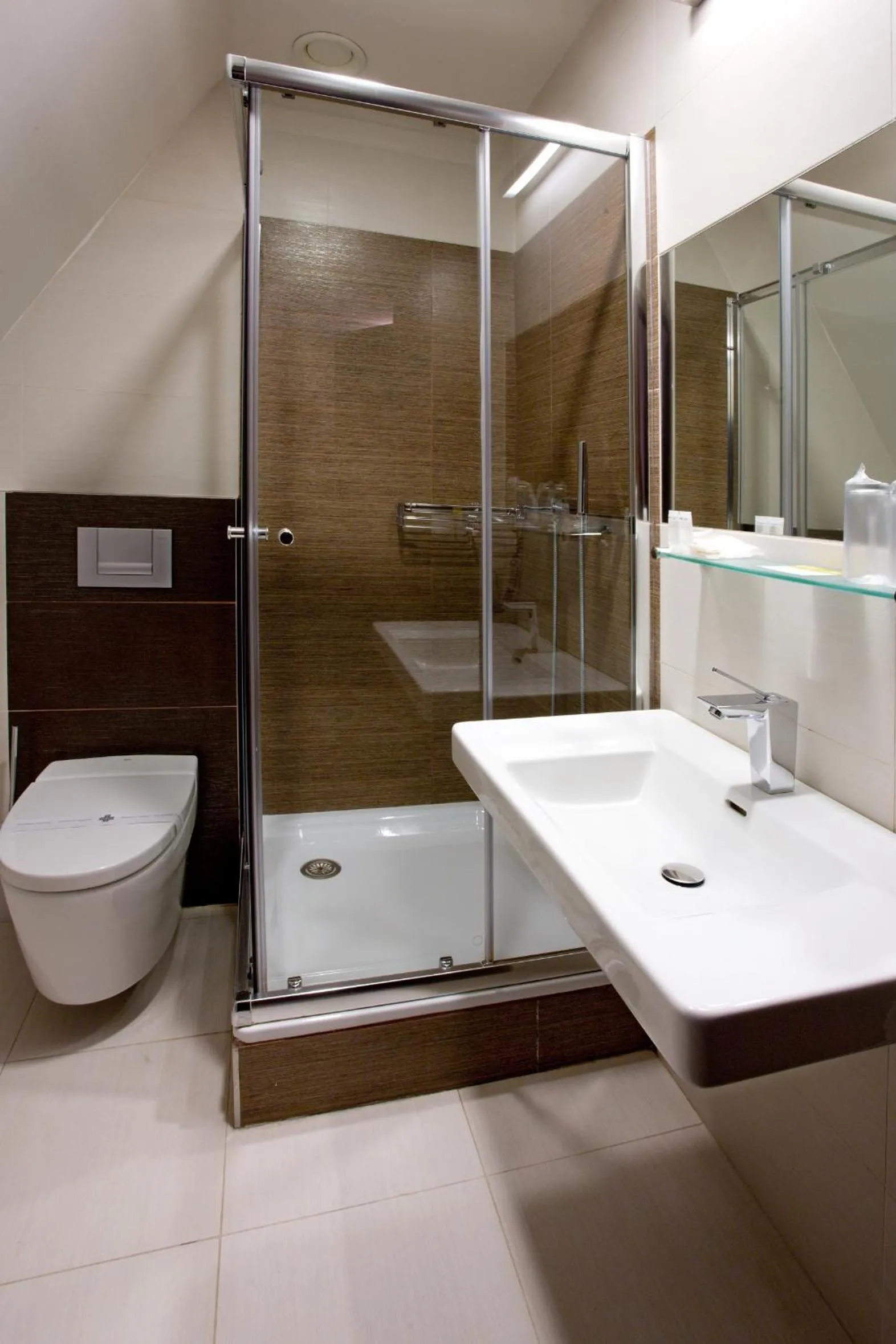 Bathroom in Hotel Lahofer