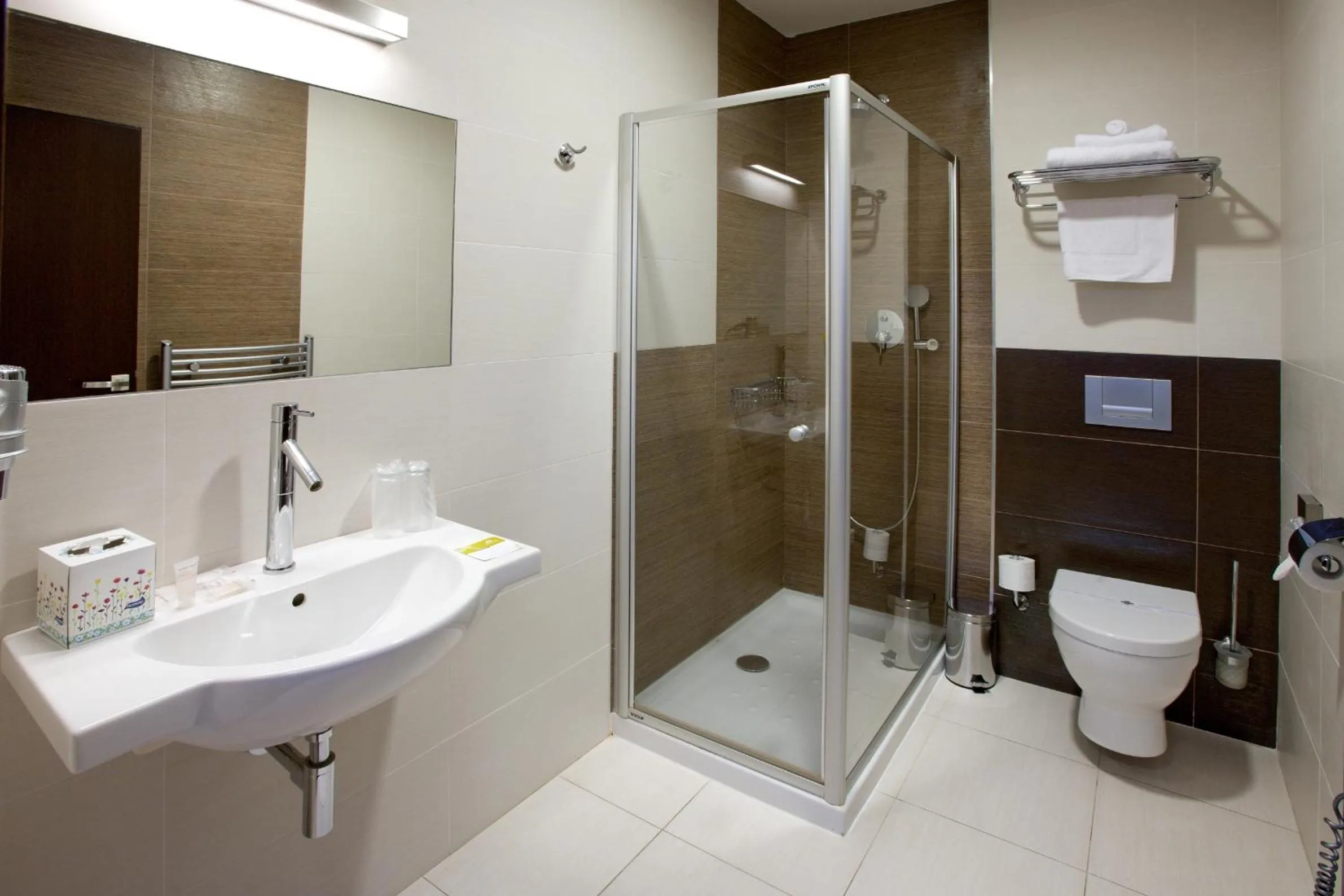 Shower in Hotel Lahofer