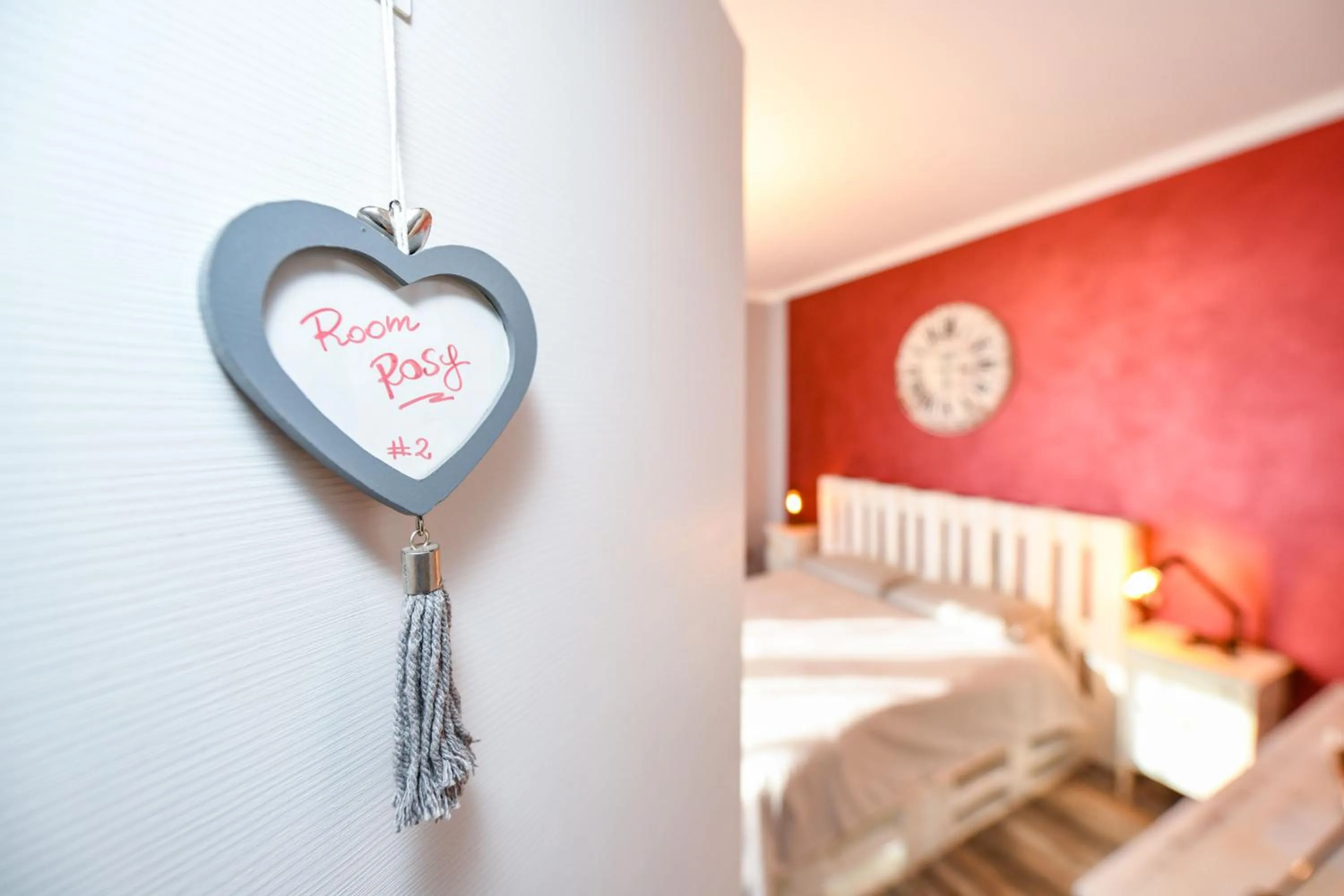 Decorative detail, Bed in Villa Giulia Rooms & Bike