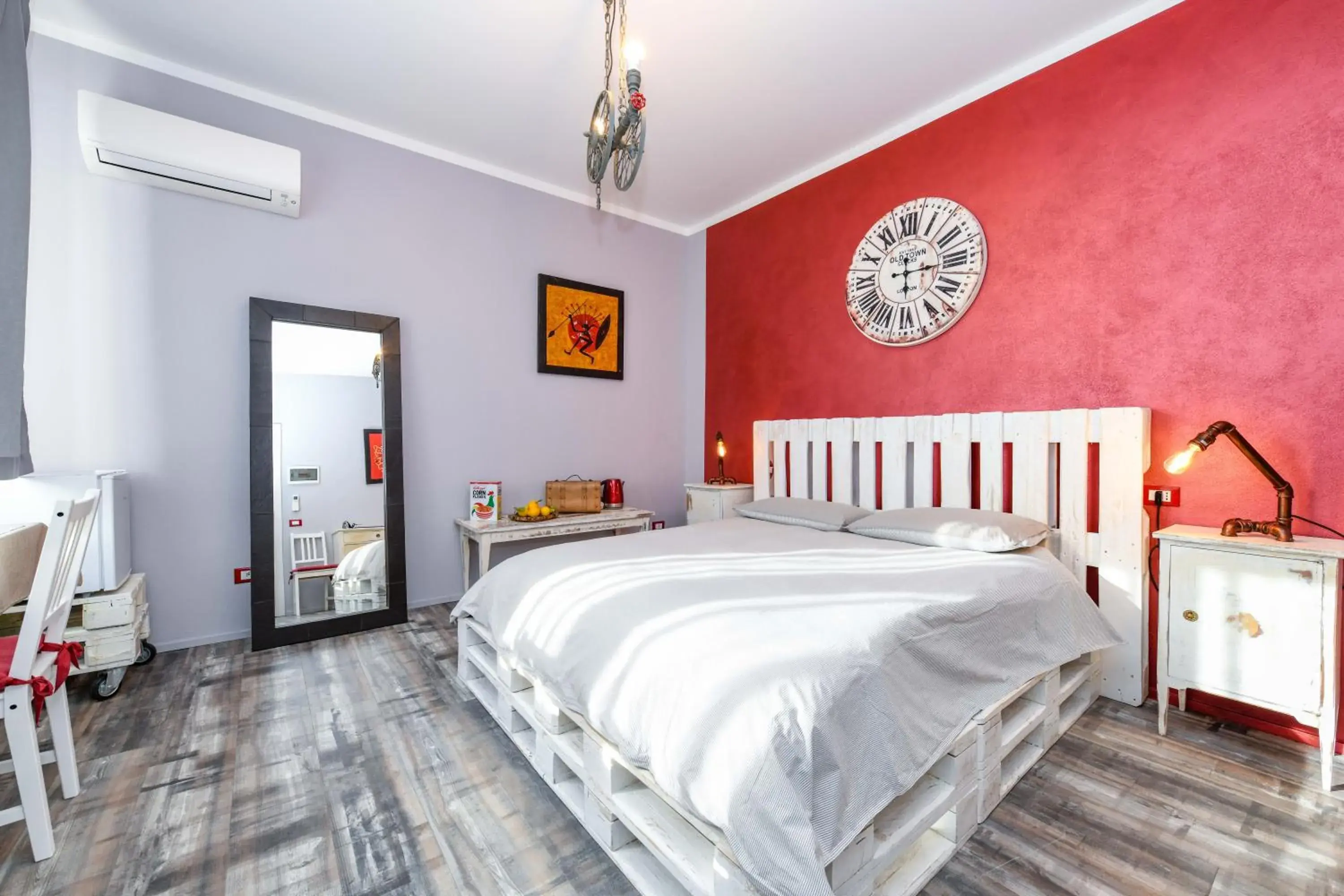 Double Room with Private External Bathoom - single occupancy in Villa Giulia Rooms & Bike Double Room with Private External Bathoom - single occupancy in Villa Giulia Rooms & Bike