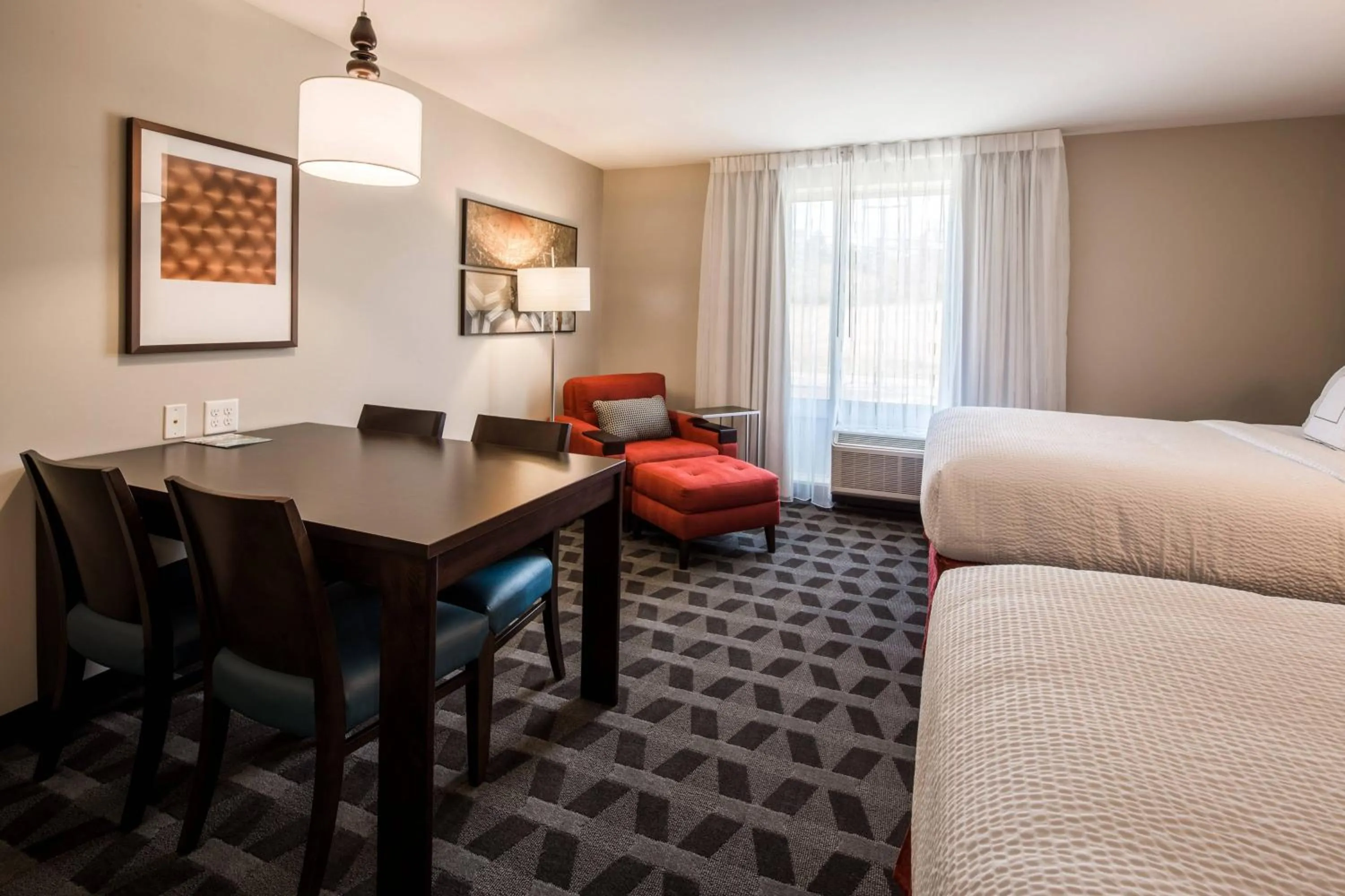 Photo of the whole room, Bed in TownePlace Suites by Marriott Cleveland