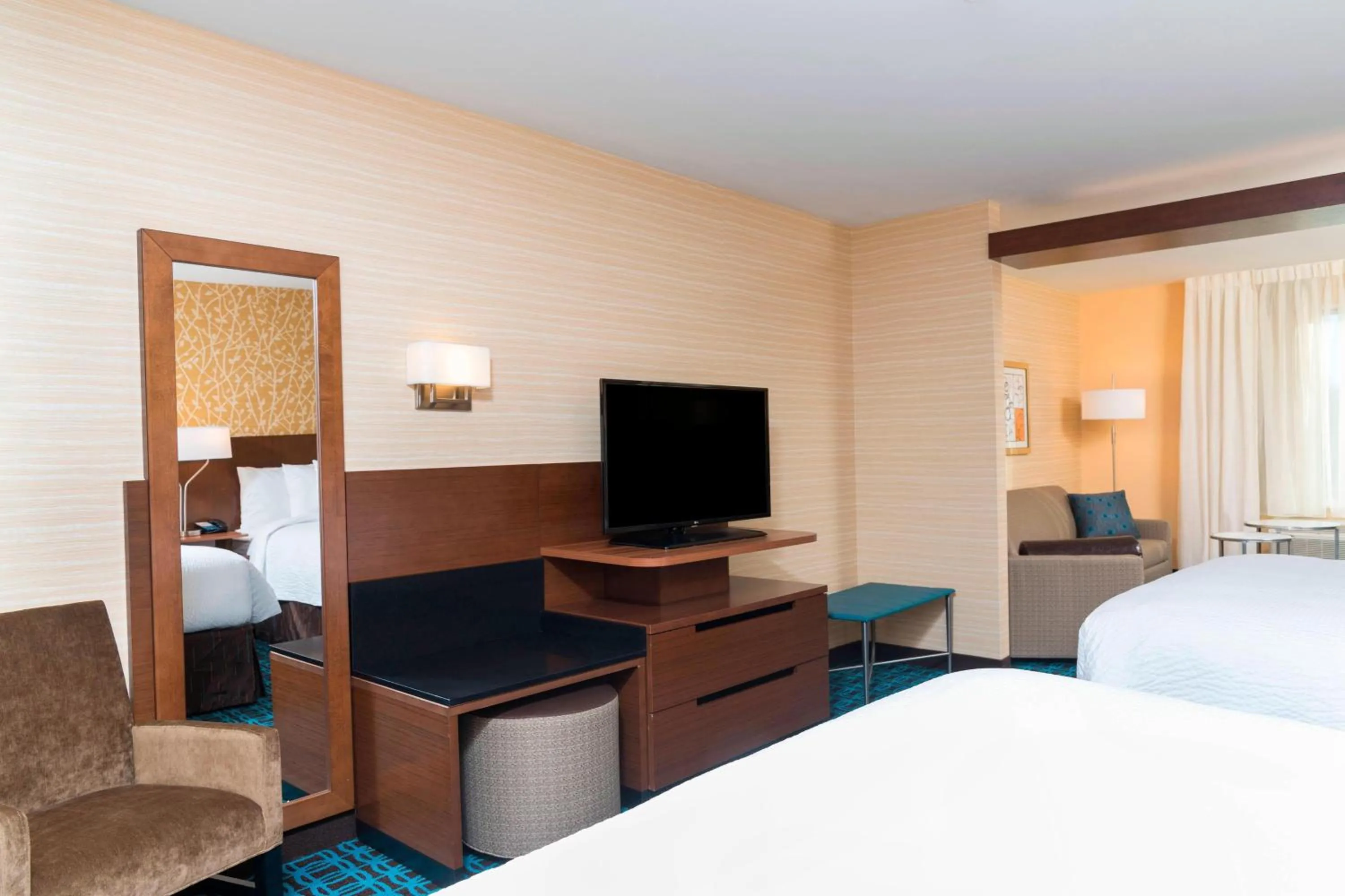 Photo of the whole room, Bed in Fairfield Inn & Suites by Marriott Indianapolis Fishers