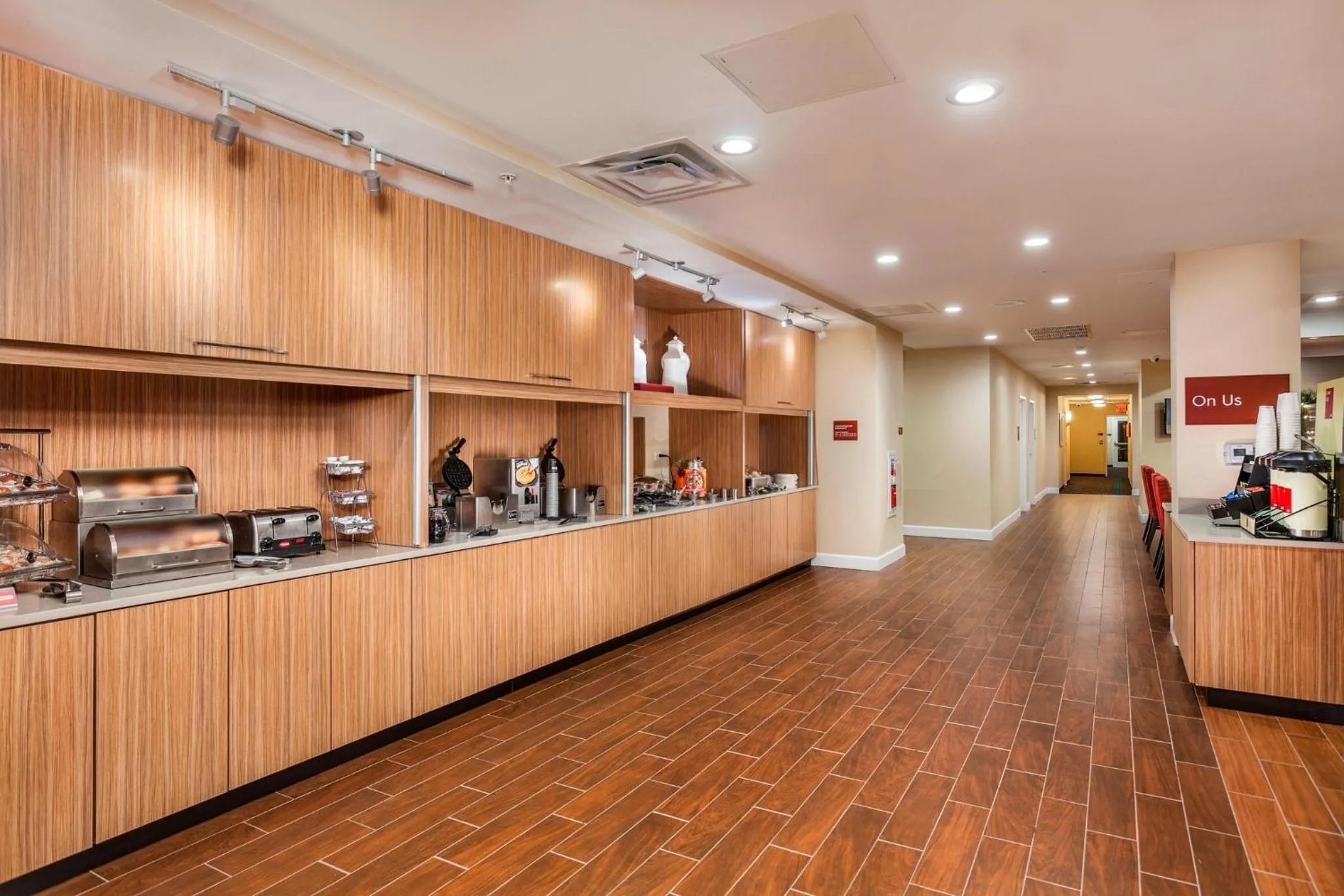 Breakfast in TownePlace Suites by Marriott Orlando Altamonte Springs/Maitland