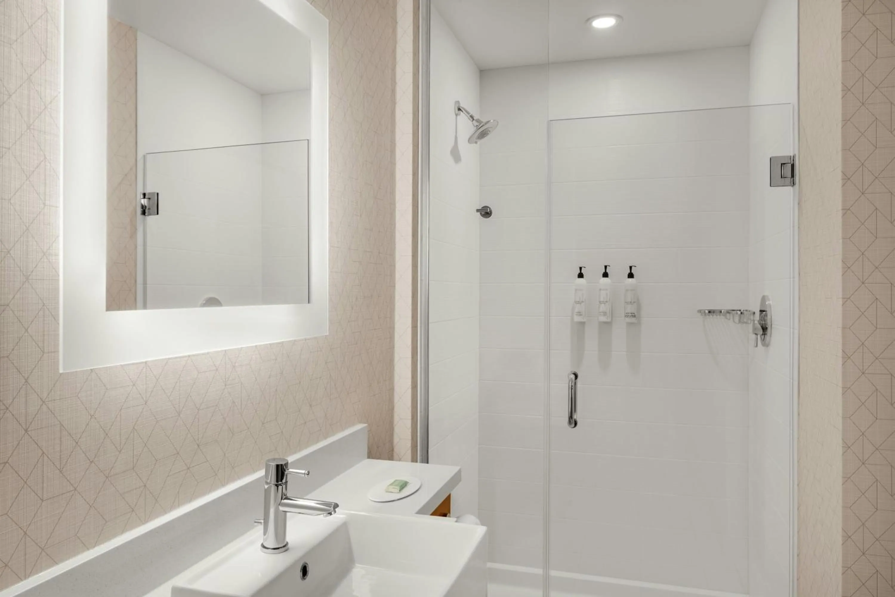 Bathroom in SpringHill Suites by Marriott Chicago Southeast/Munster, IN