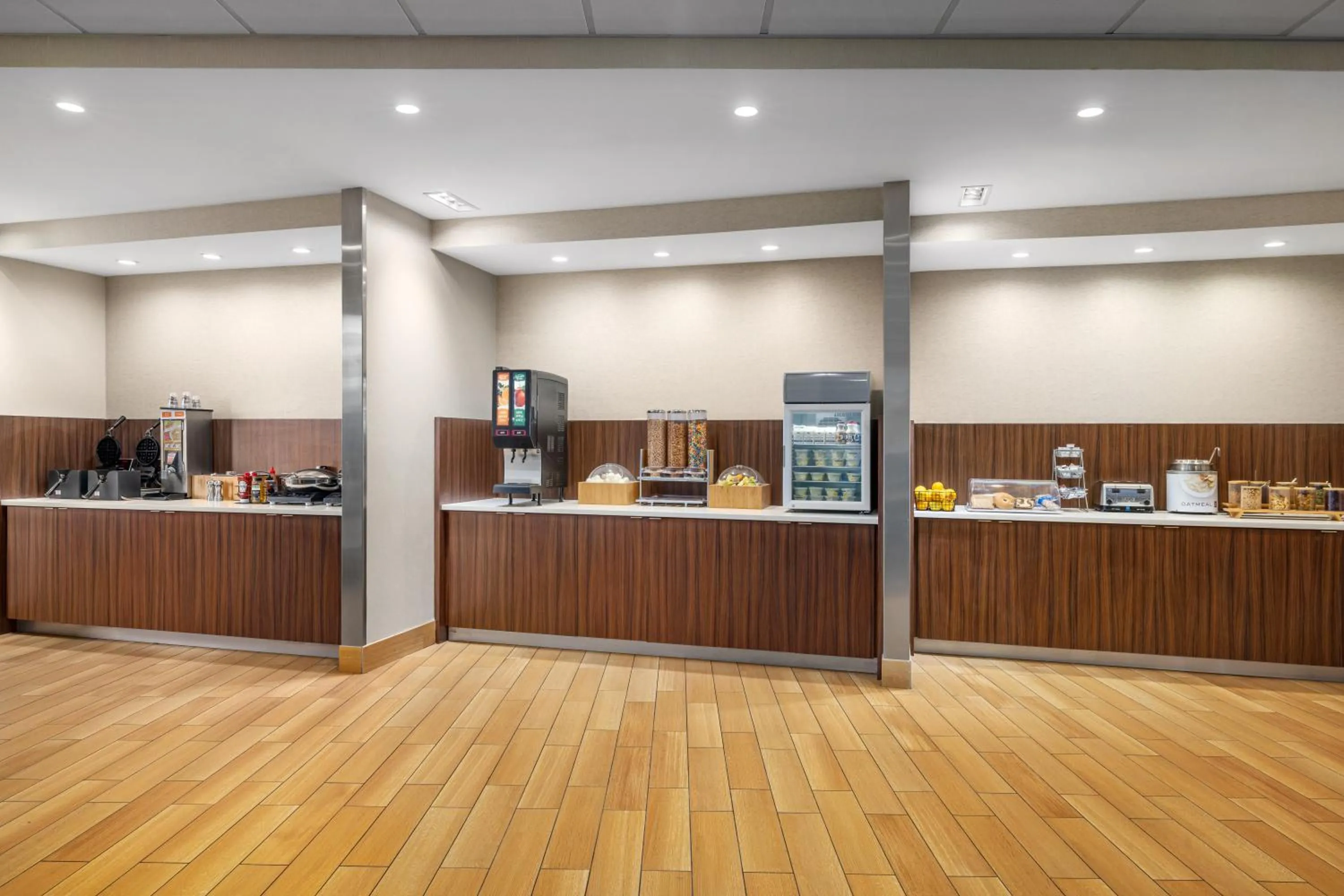 Breakfast in Fairfield Inn & Suites by Marriott West Monroe