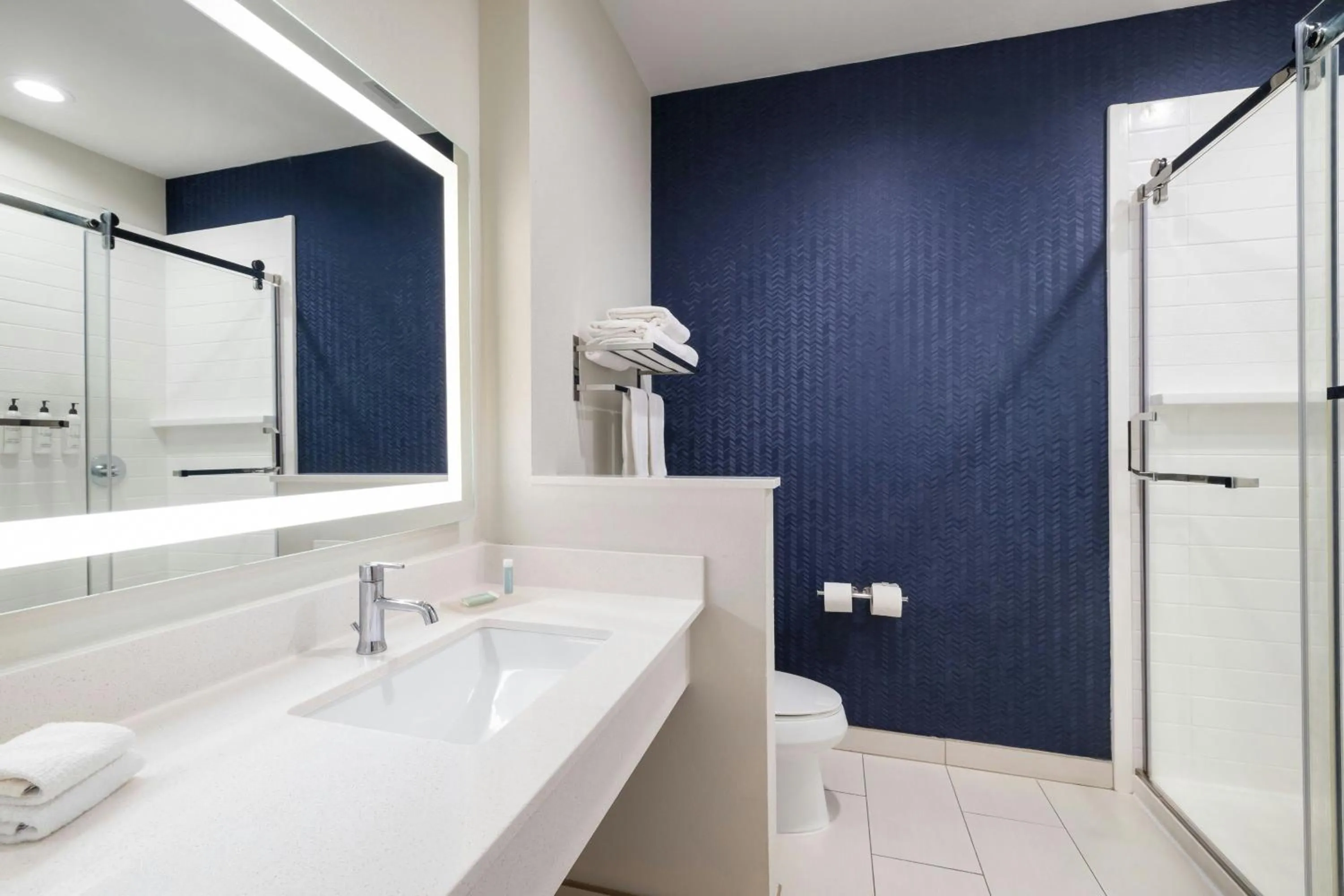 Bathroom in Fairfield Inn & Suites by Marriott West Monroe