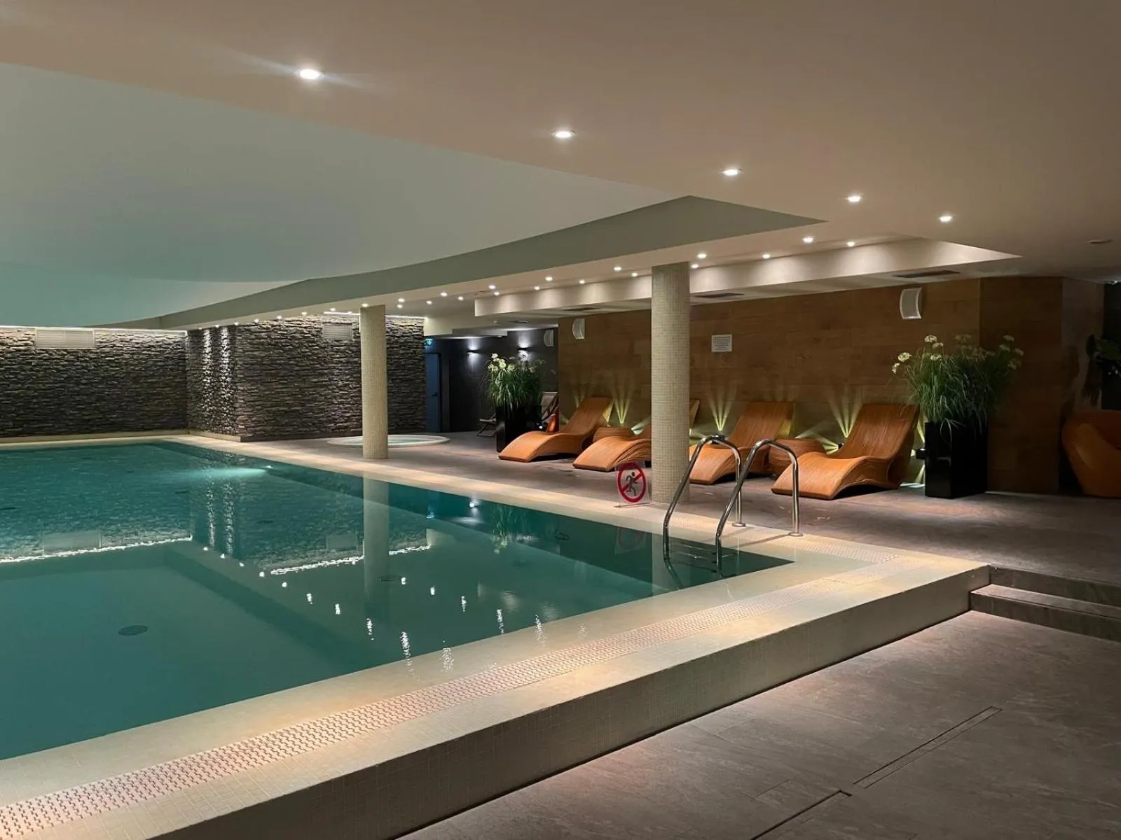 Swimming pool in AC Hotel by Marriott Wroclaw