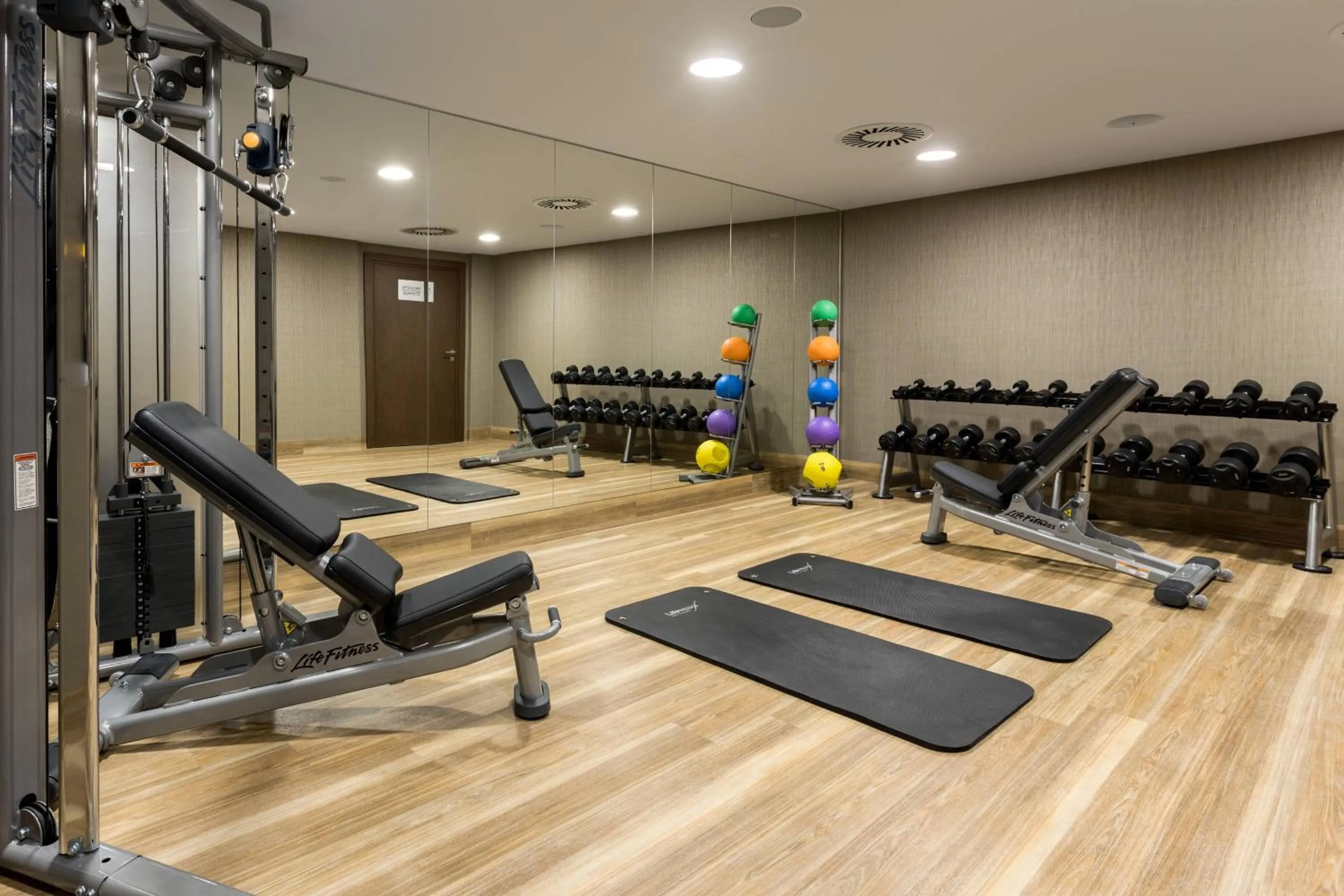 Fitness centre/facilities in AC Hotel by Marriott Wroclaw