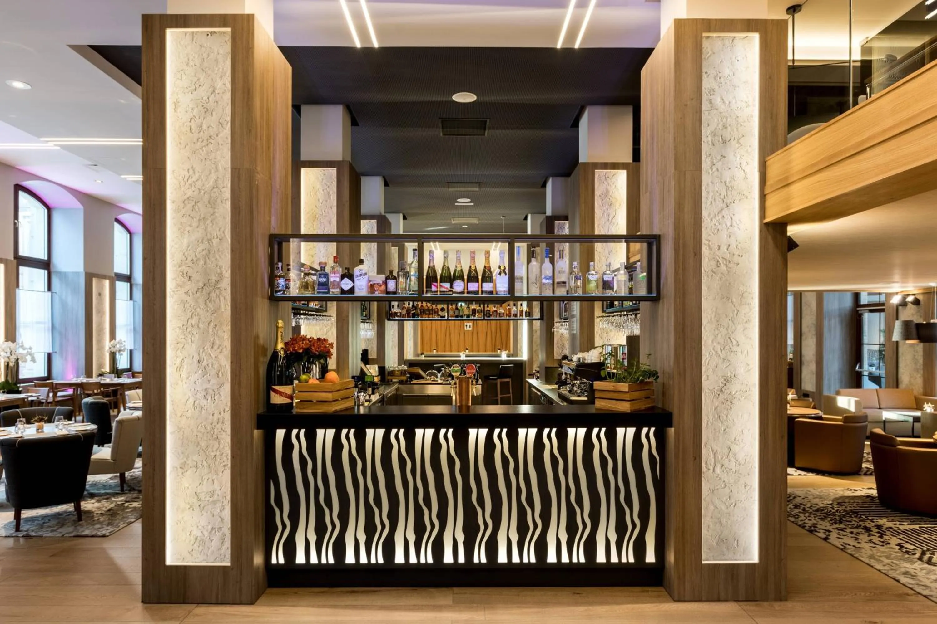 Lounge or bar in AC Hotel by Marriott Wroclaw