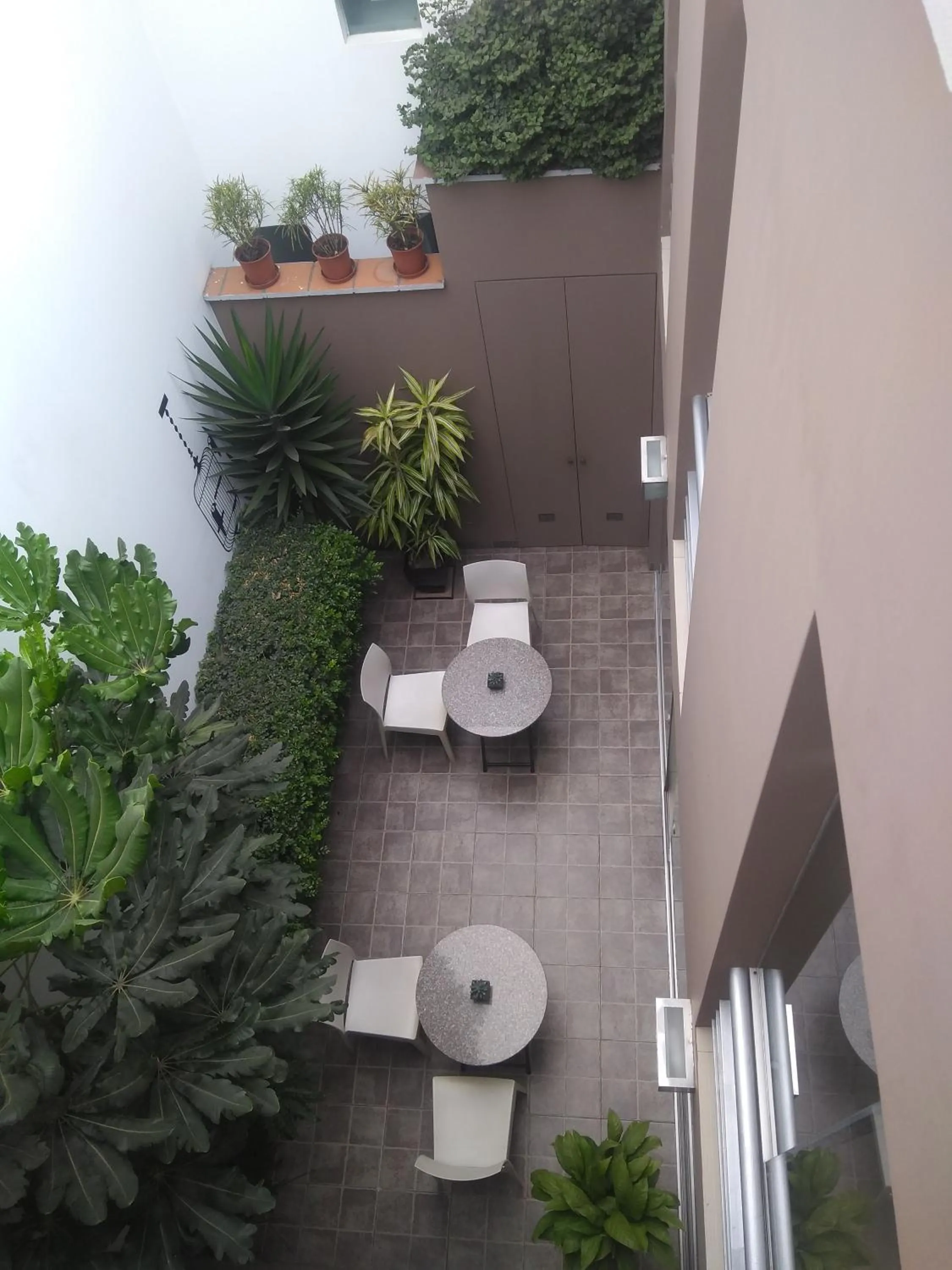 Patio in 3B Barranco by Katari Hoteles