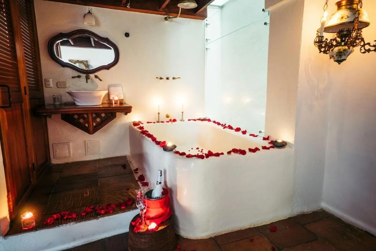 Bathroom in Alfiz Hotel