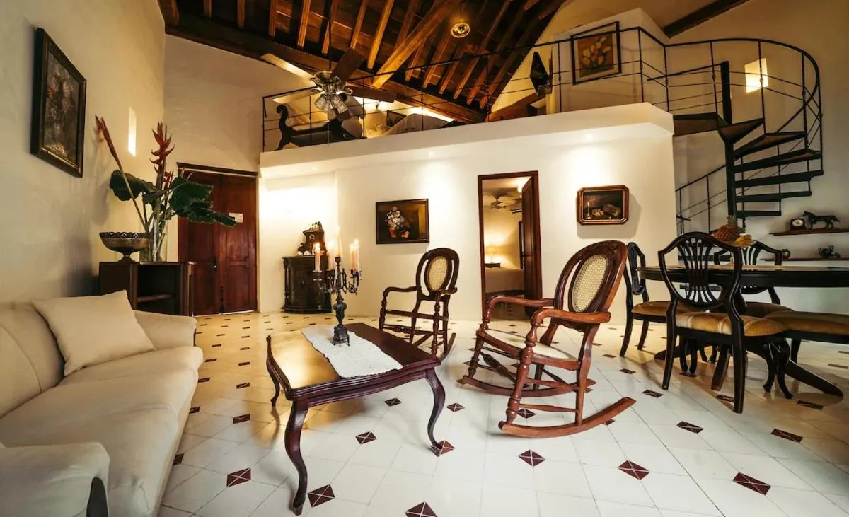 Living room in Alfiz Hotel