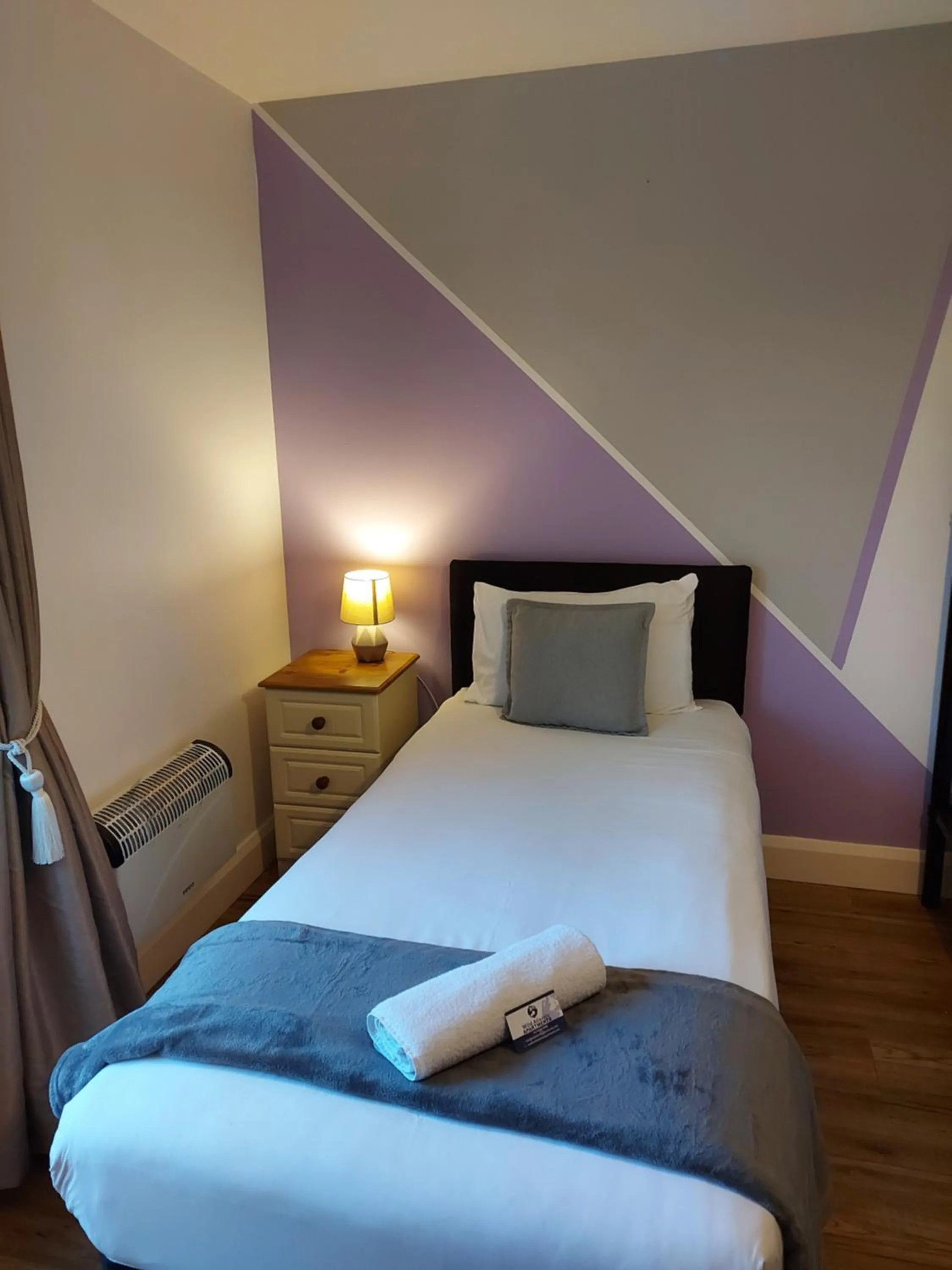 Bedroom, Bed in Wild Atlantic Apartments Killarney