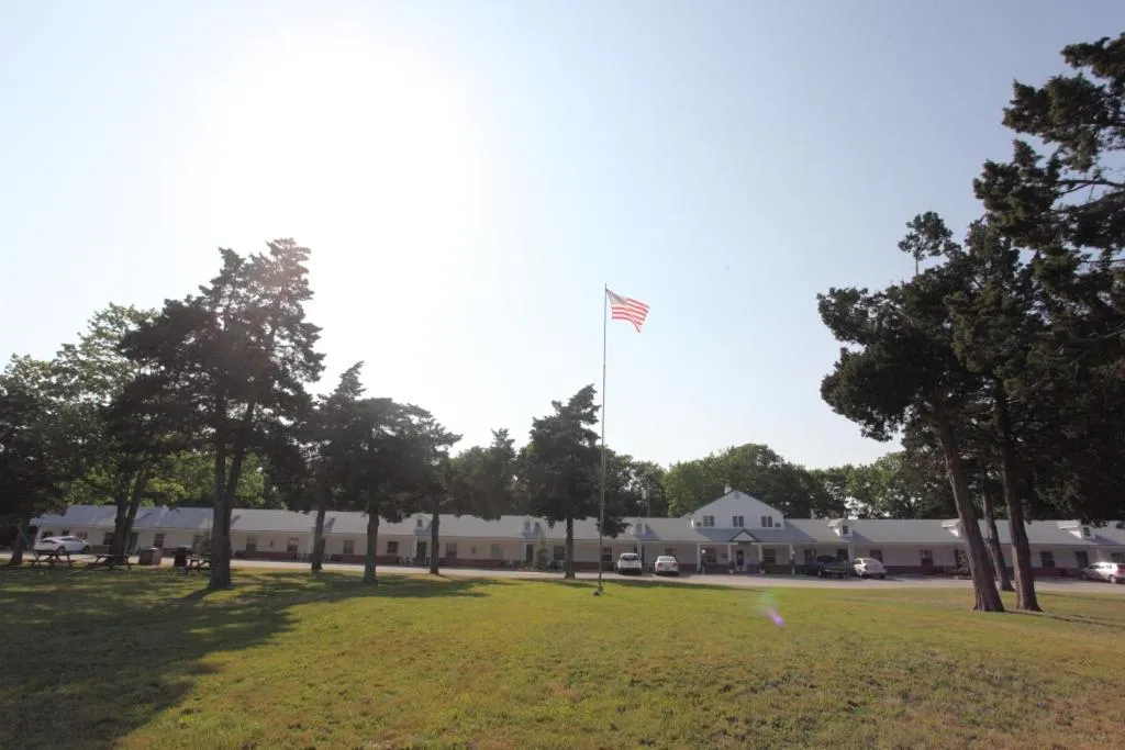 Day in Hyland Motor Inn