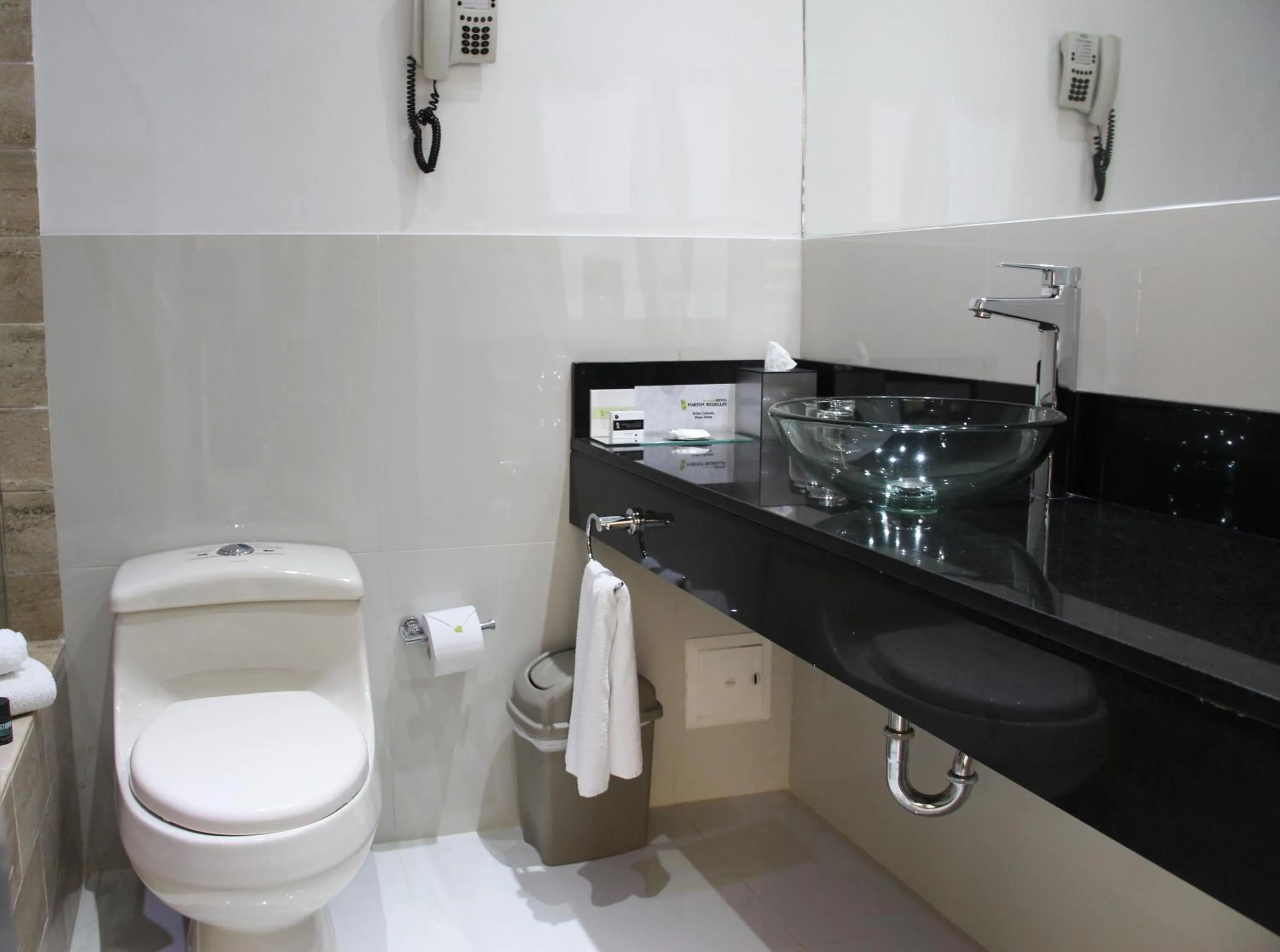 Shower in GHL Hotel Portón Medellín