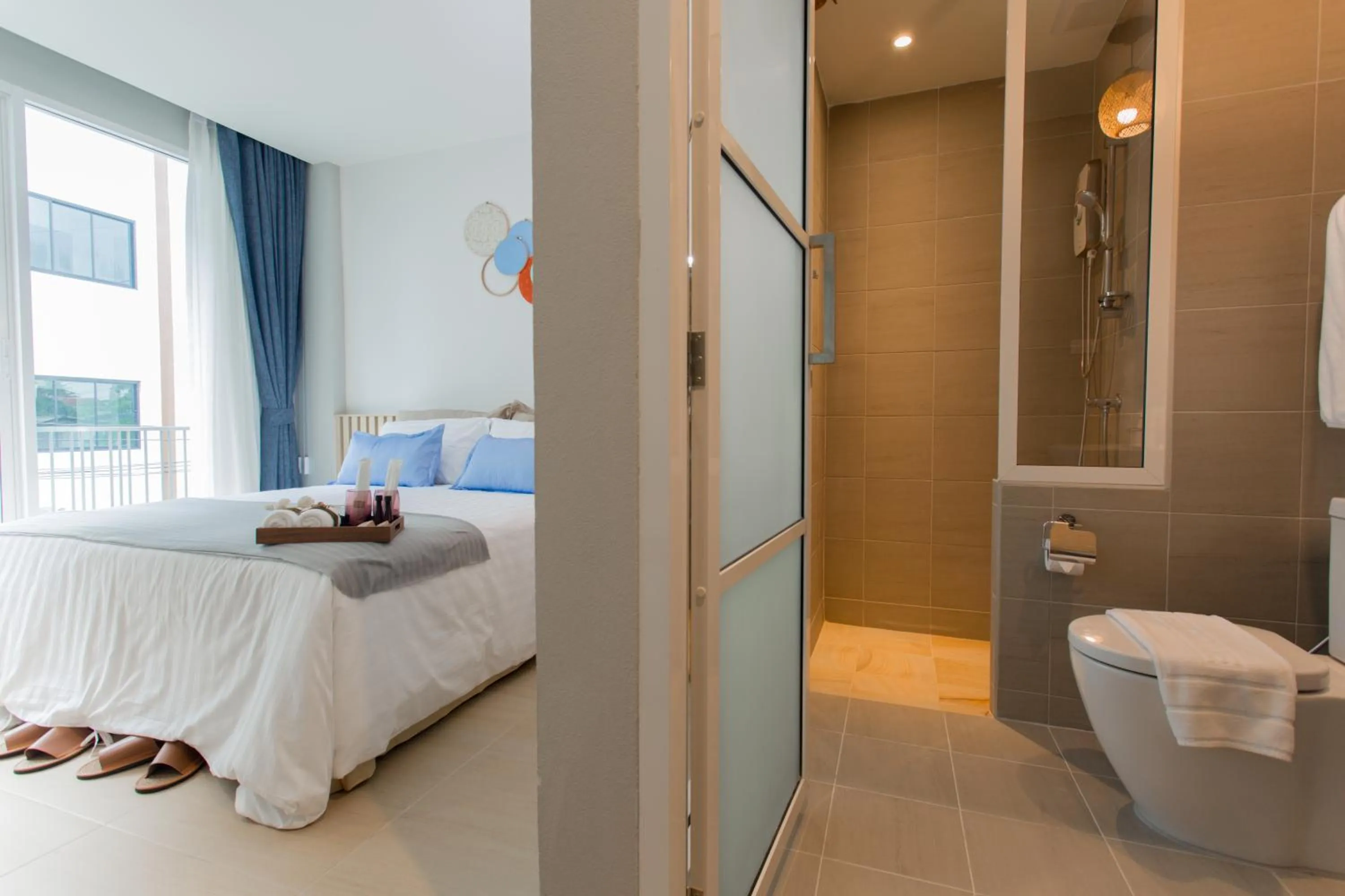 Bathroom, Bed in LaRio Hotel Krabi-SHA Extra Plus