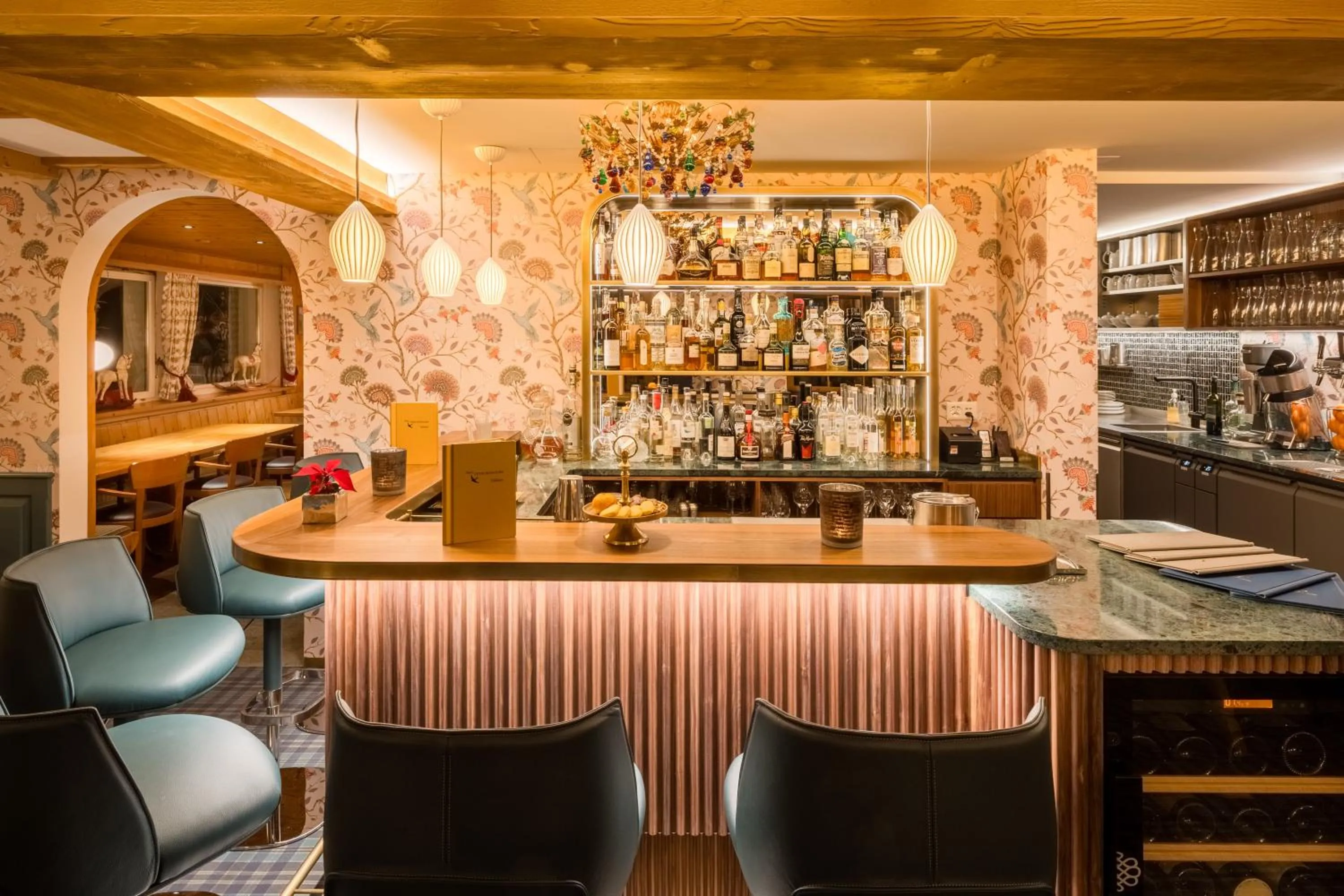 Restaurant/places to eat in Hotel Chesa Randolina
