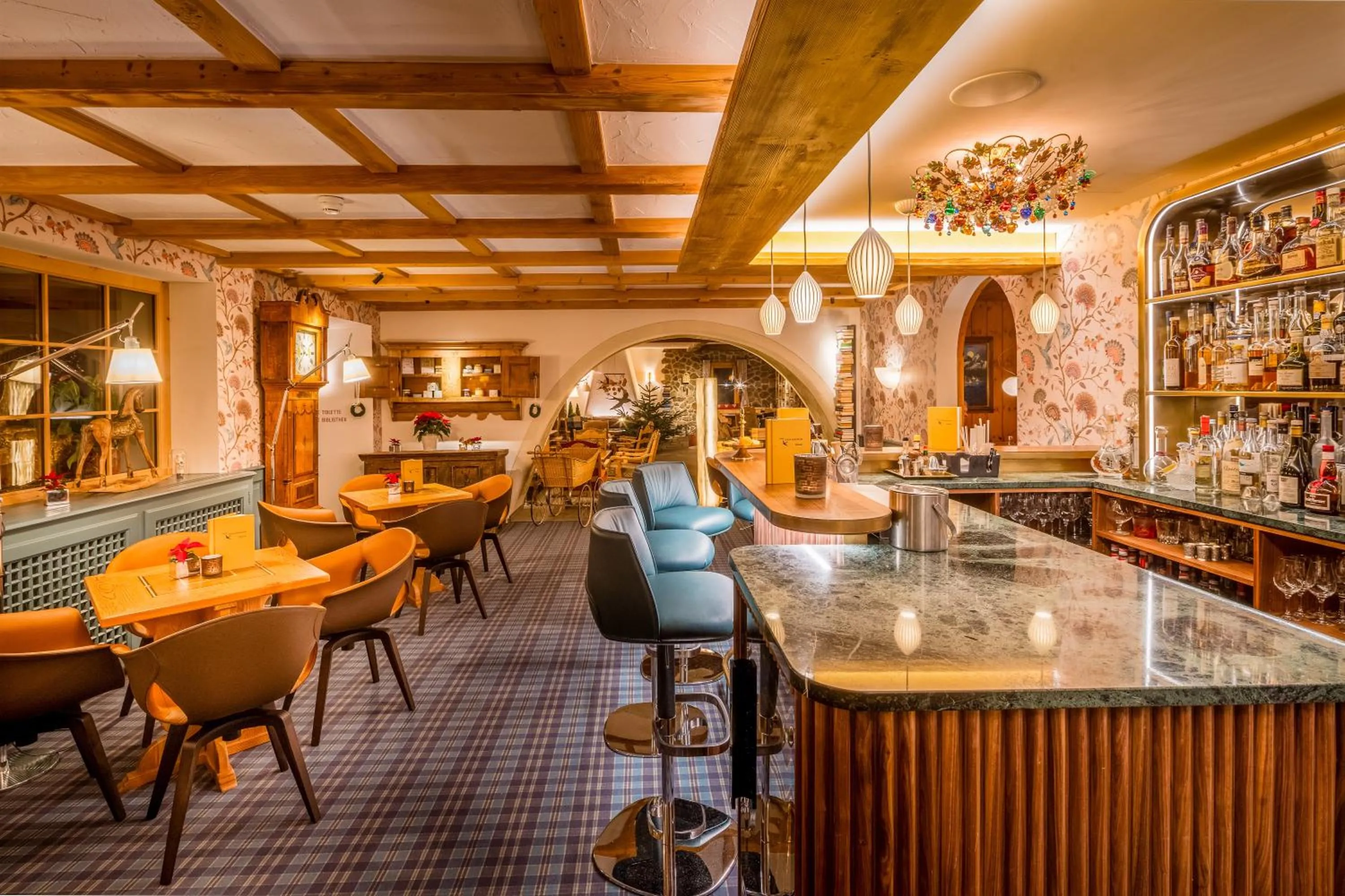 Restaurant/places to eat in Hotel Chesa Randolina