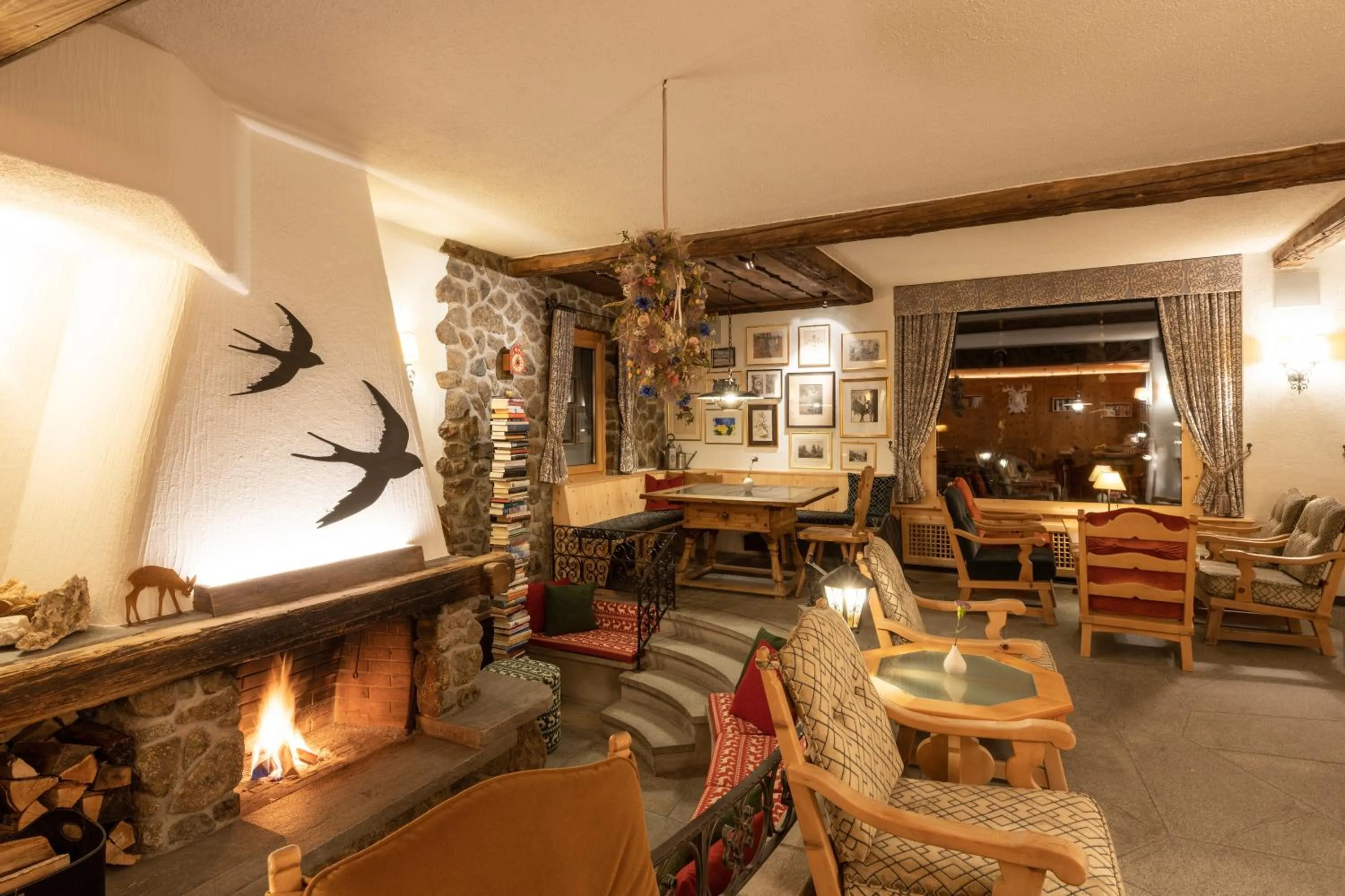 Restaurant/places to eat in Hotel Chesa Randolina