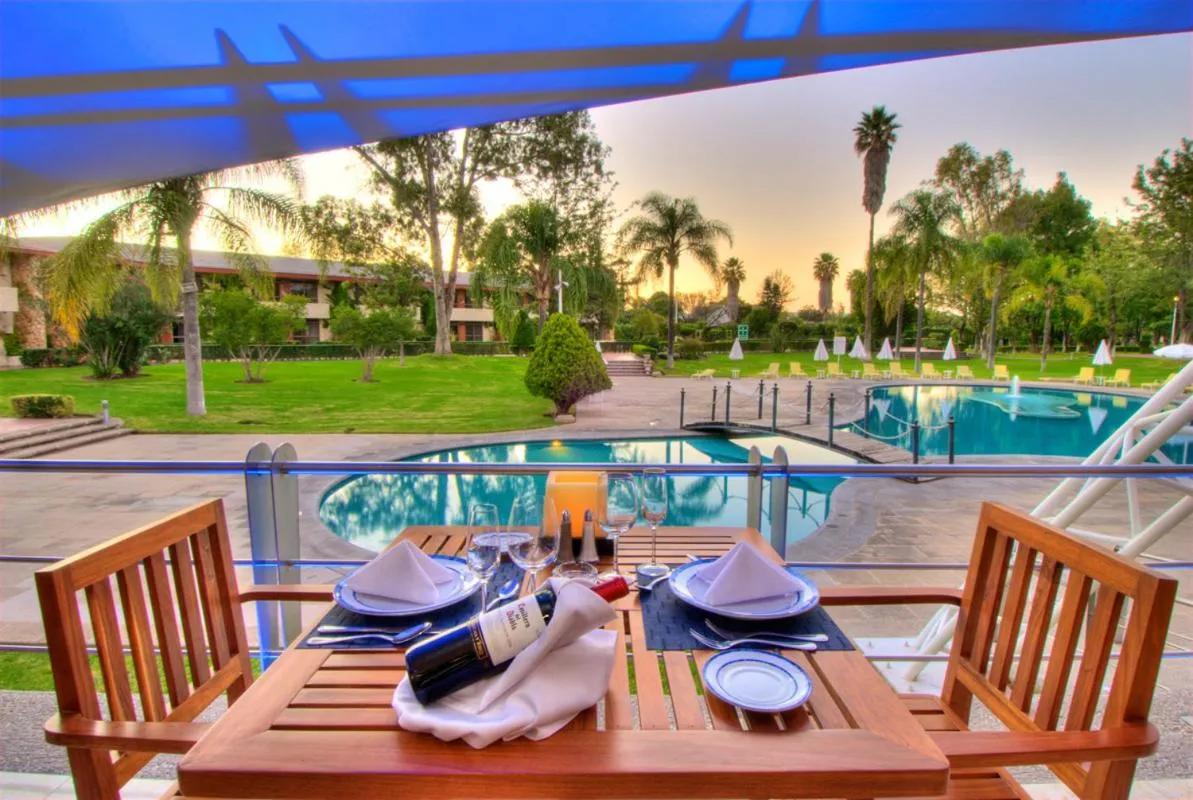 Restaurant/places to eat in Hotel Las Trojes