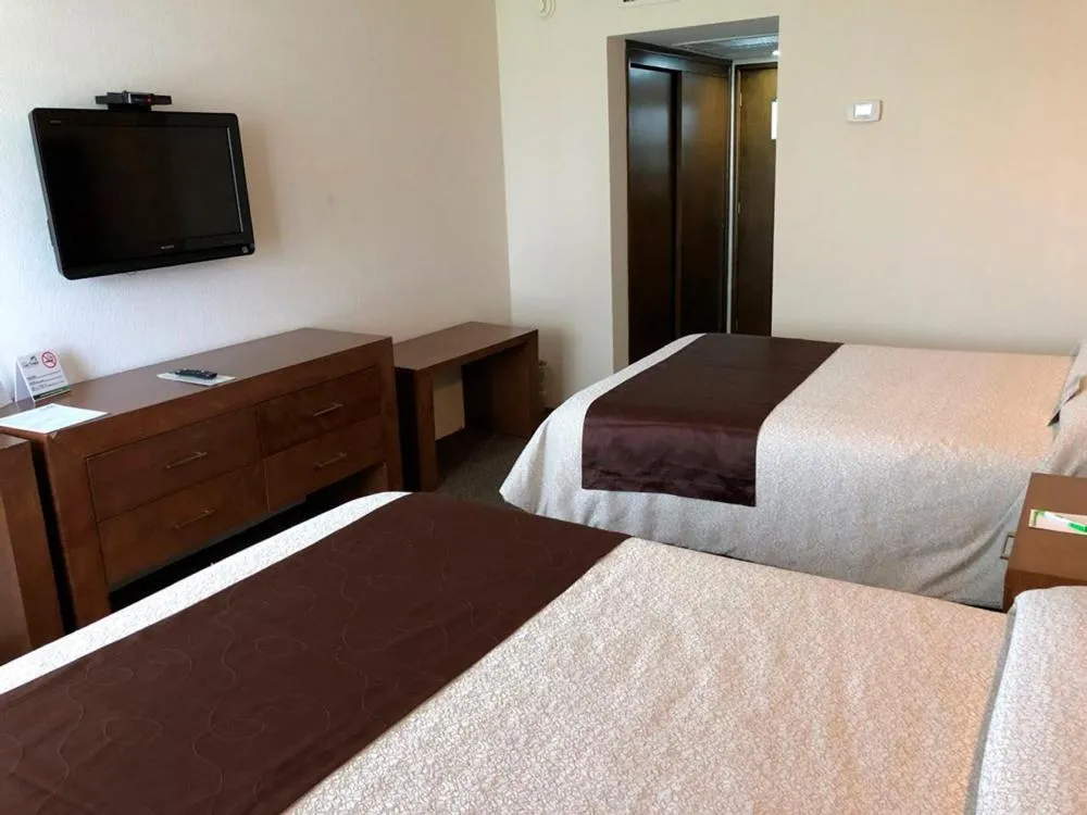 wardrobe, Bed in Hotel Las Trojes