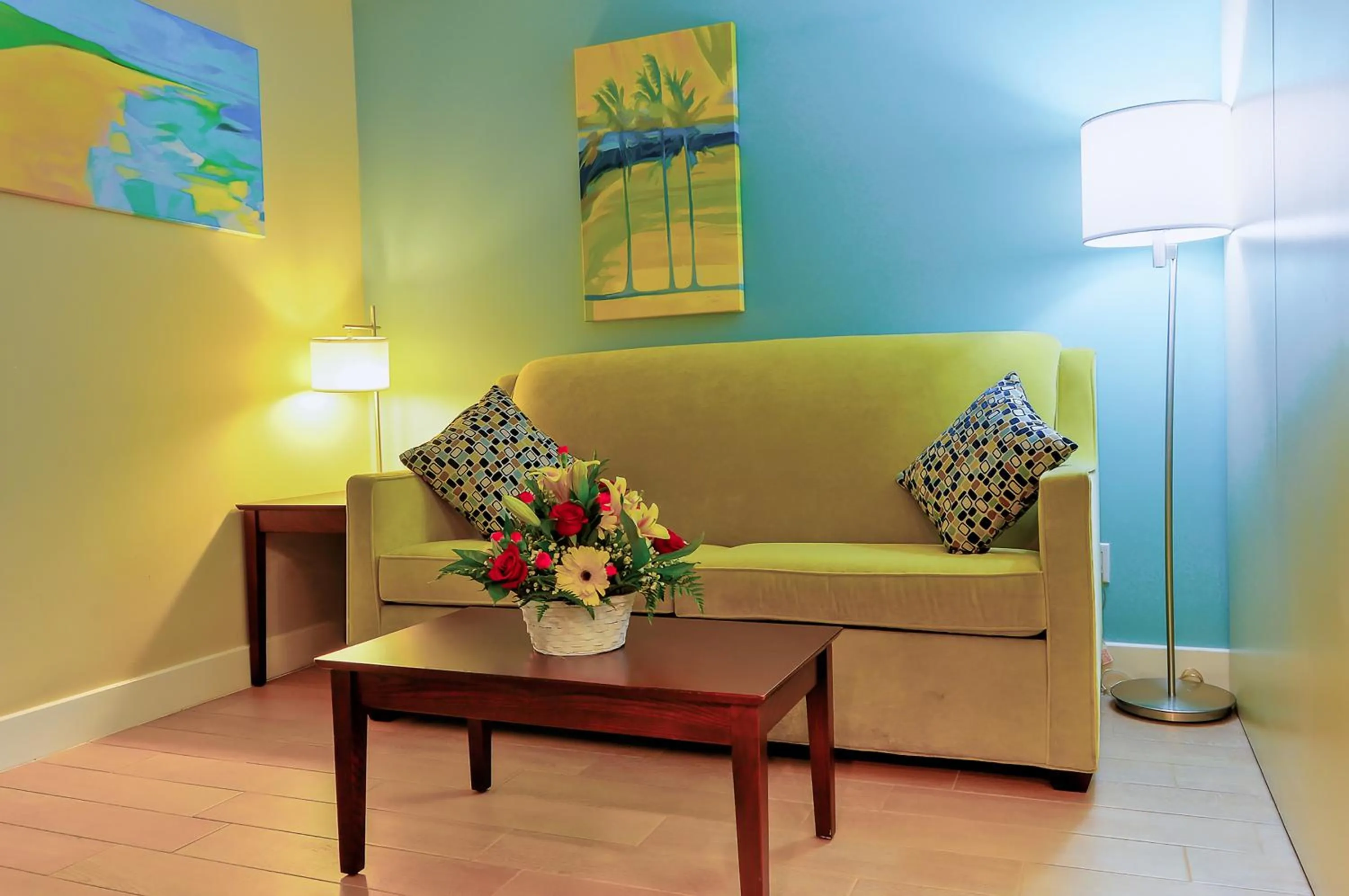 Seating area in Silver Palms Inn