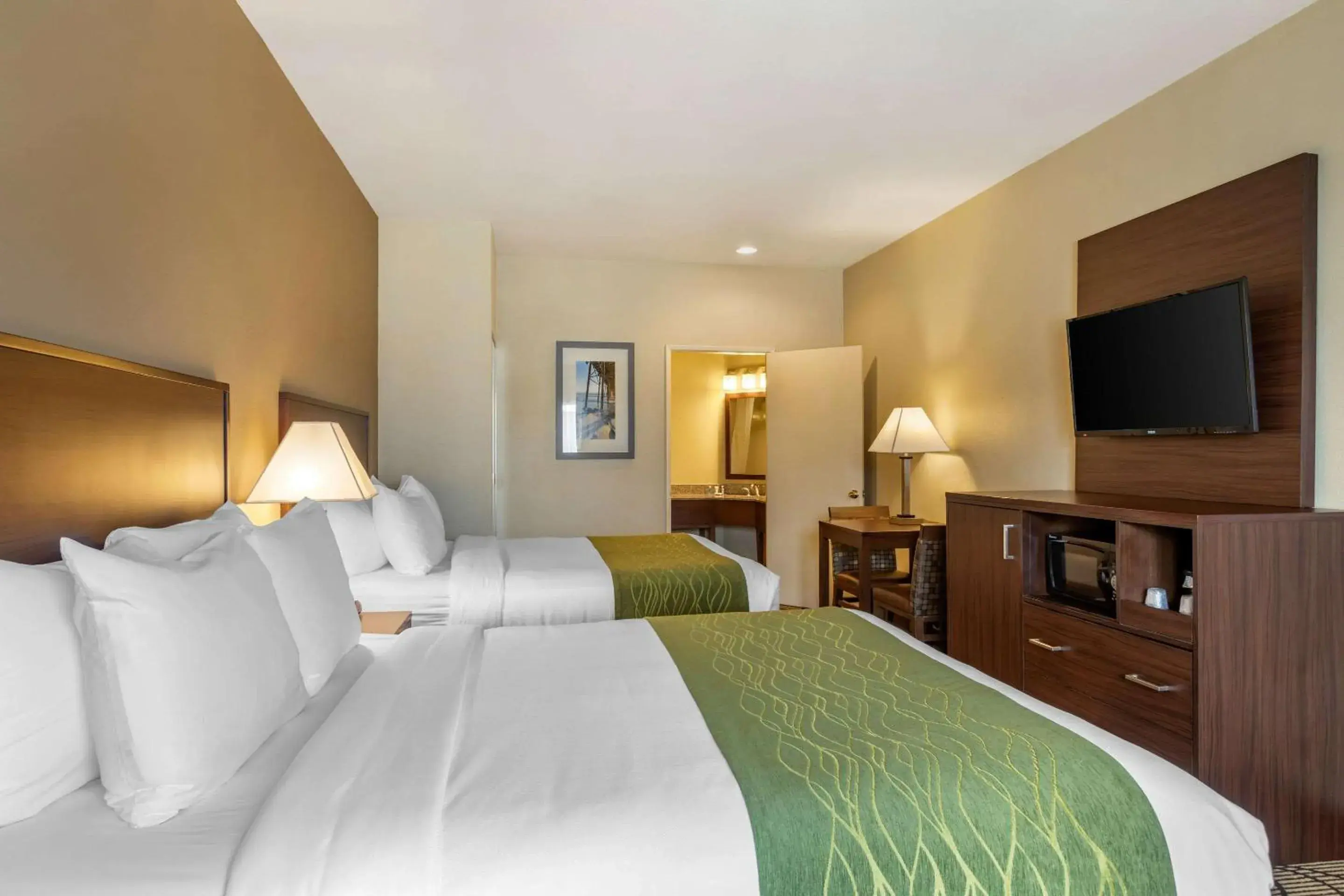 Standard Room, 2 Queen Beds, Accessible Roll-In Shower, Non Smoking in Comfort Inn & Suites Orange County John Wayne Airport Standard Room, 2 Queen Beds, Accessible Roll-In Shower, Non Smoking in Comfort Inn & Suites Orange County John Wayne Airport
