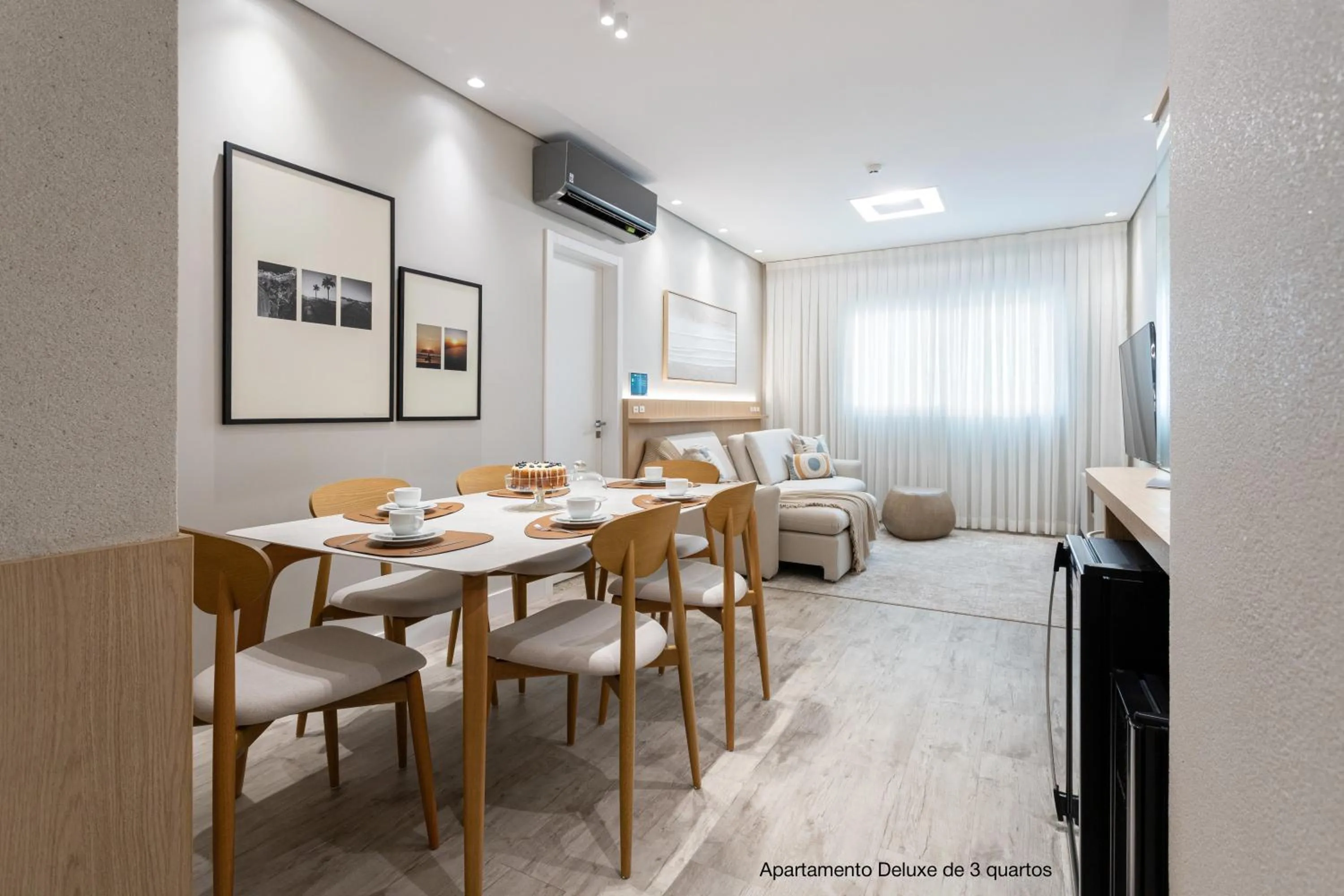 Meals in Santa Inn Hotel