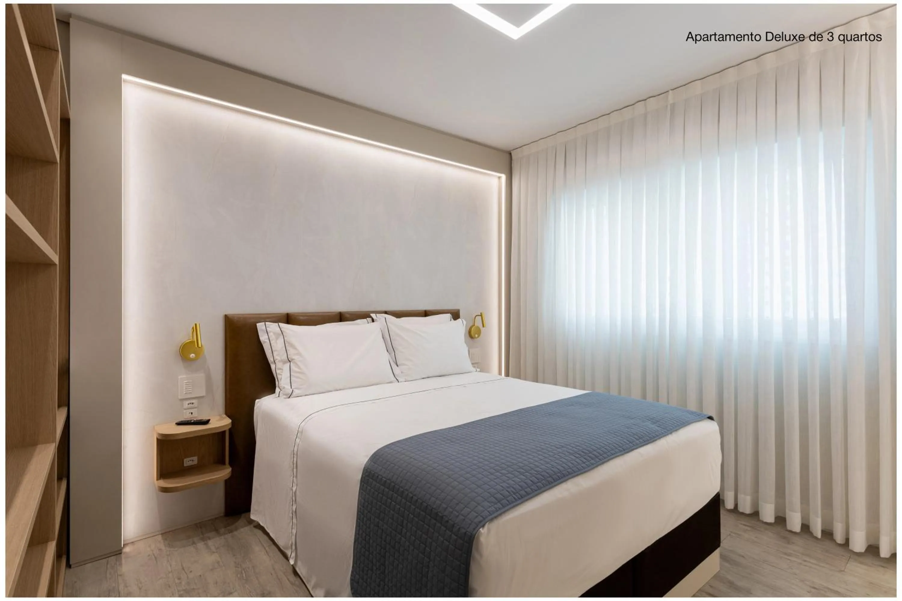 Bedroom, Bed in Santa Inn Hotel