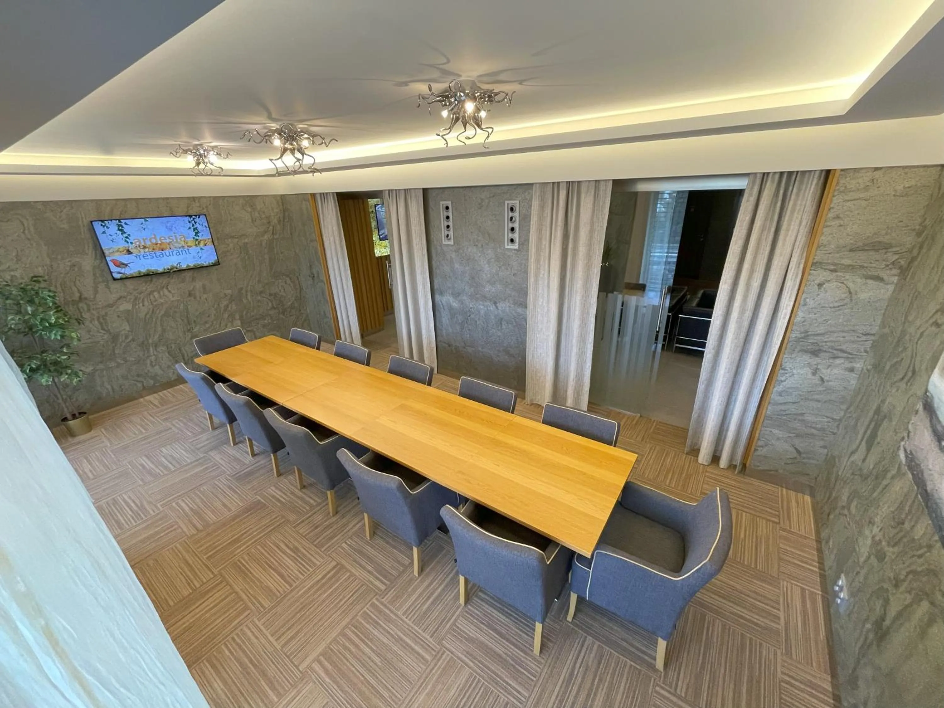 Restaurant/places to eat in Hotel Bartoš